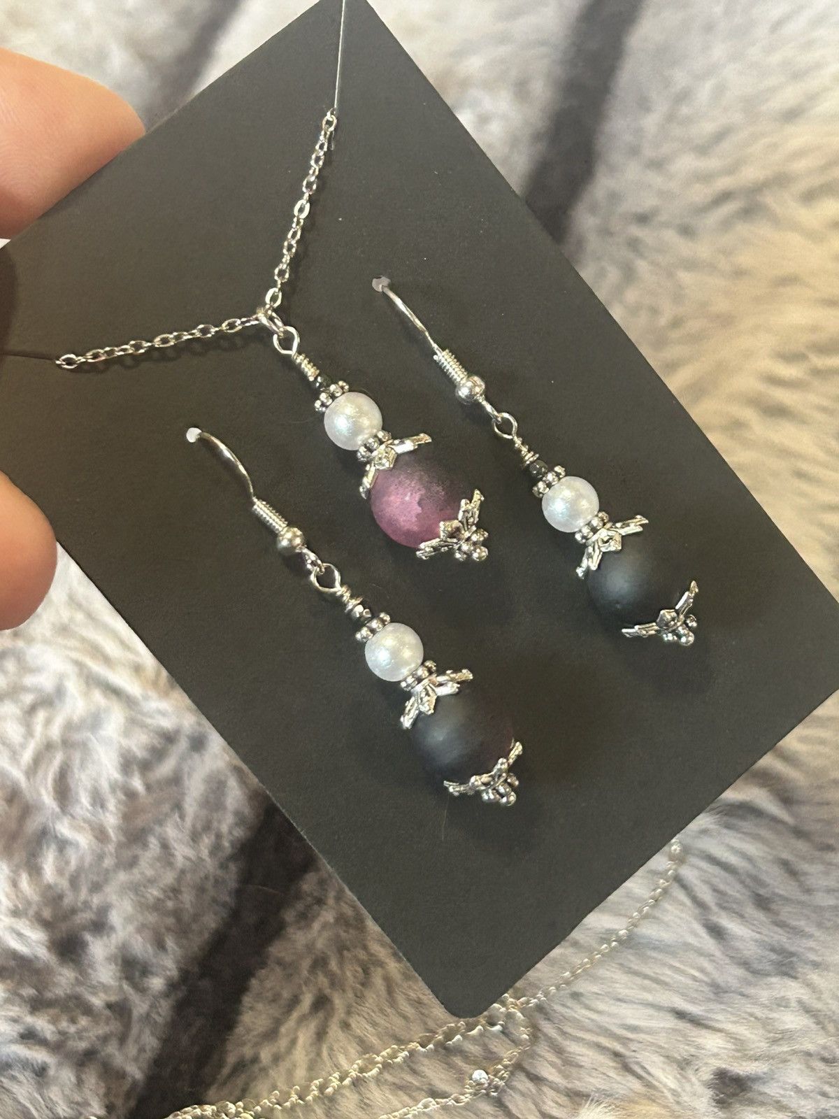 Handmade Handcrafted ombré crackle glass classic pearl necklace set Size ONE SIZE - 1 Thumbnail