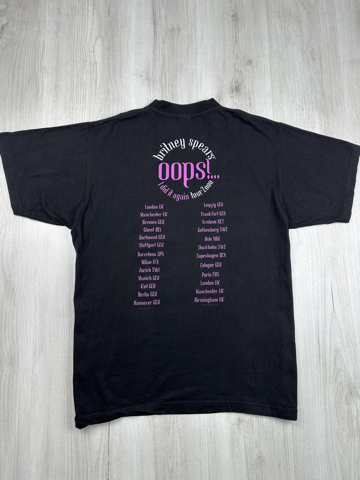 Band Tees Vintage 2000 Britney Spears Oops (Ariana Grande Lady Gaga) Size US L / EU 52-54 / 3 - 8 Thumbnail