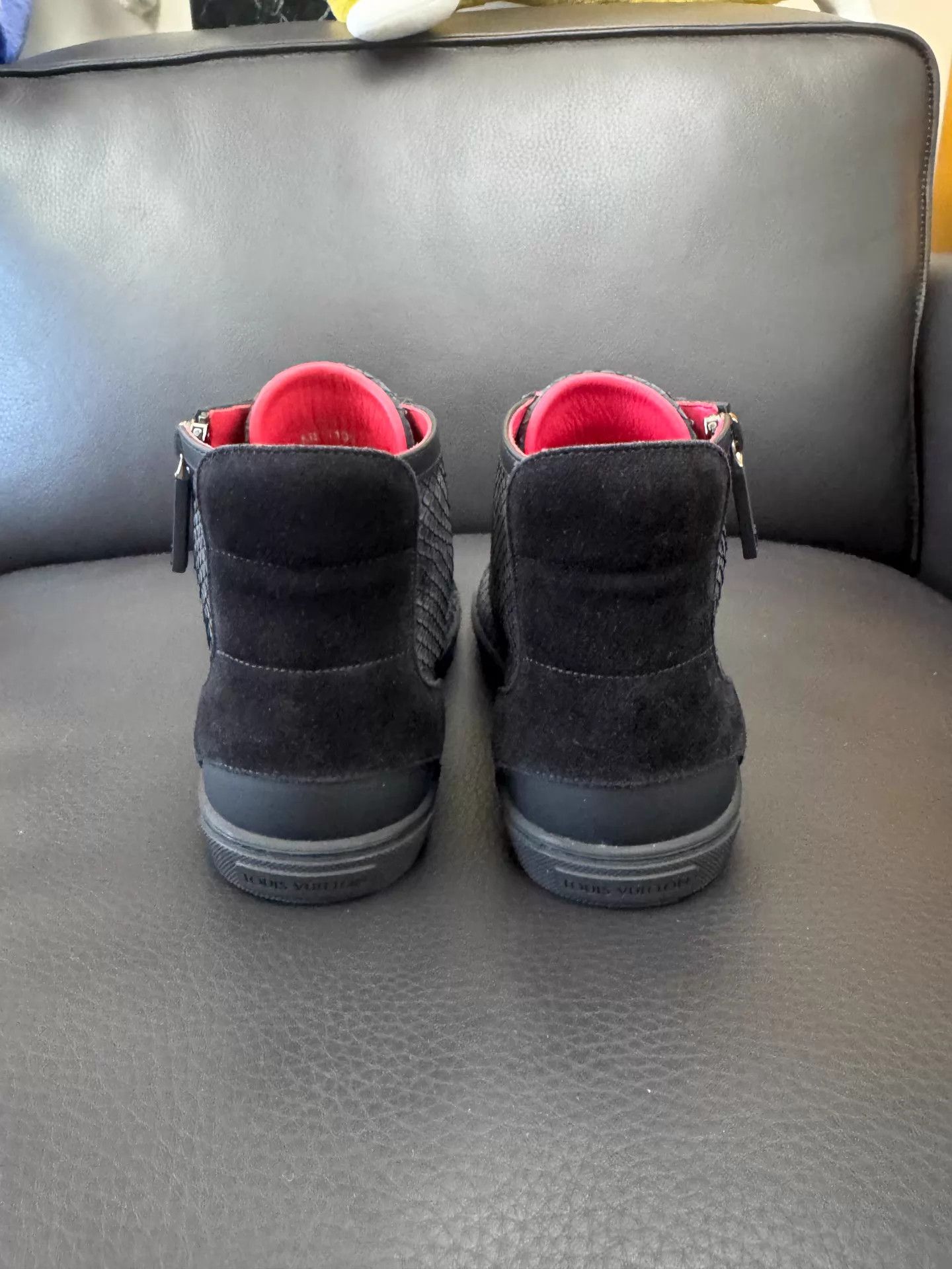 Louis Vuitton LV Black Python High-Top Sneaker Size 40 (New, Minor Wear) Size US 7 / EU 40 - 6 Thumbnail