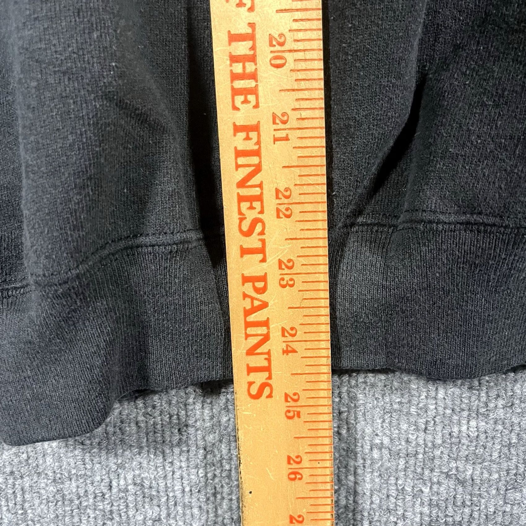 Hanes VINTAGE 90s Ski Resort Snow Hanes Sweatshirt XL Black Mens Embroidered Pullover USA Skiing Size US XL / EU 56 / 4 - 5 Thumbnail
