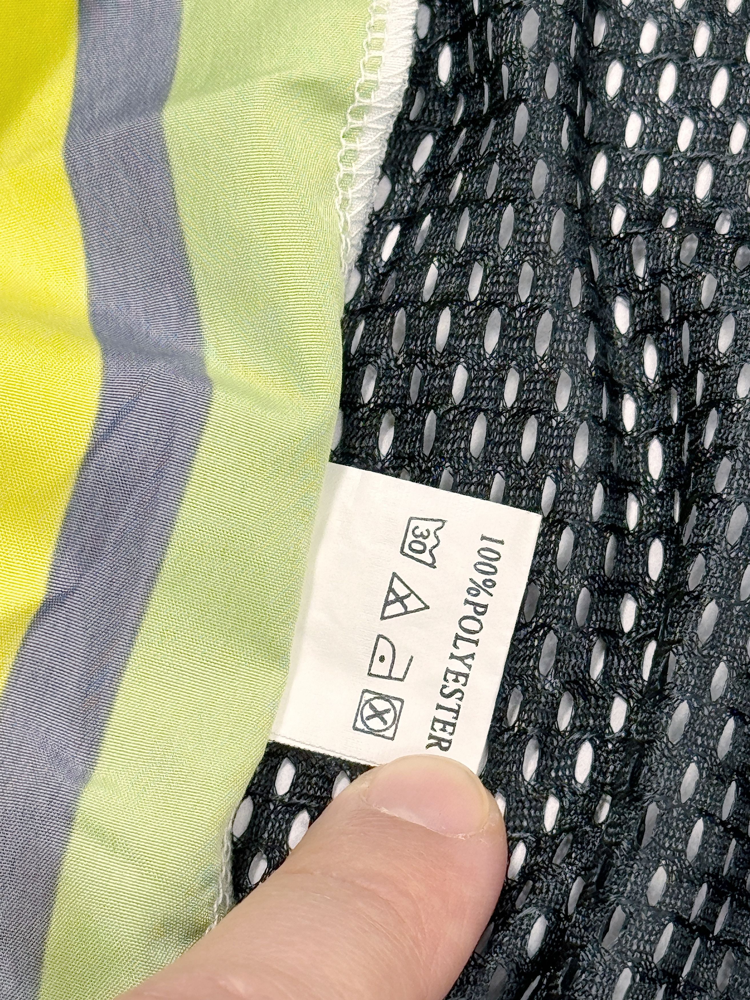 Vintage PHONAK Carrera BMC Swiss Cycling Vest Windstopper Jersey Size US M / EU 48-50 / 2 - 9 Thumbnail