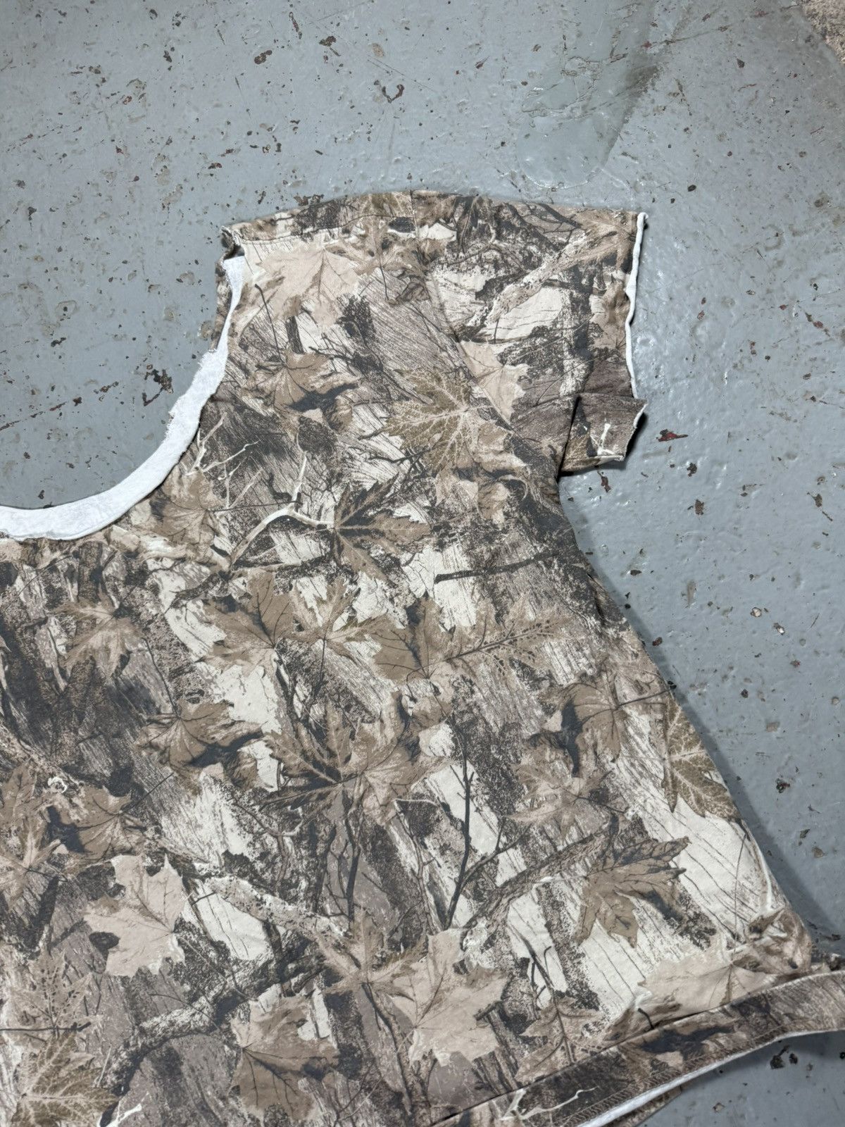 Vintage Vintage Thrashed Realtree Tee Size US XL / EU 56 / 4 - 3 Thumbnail