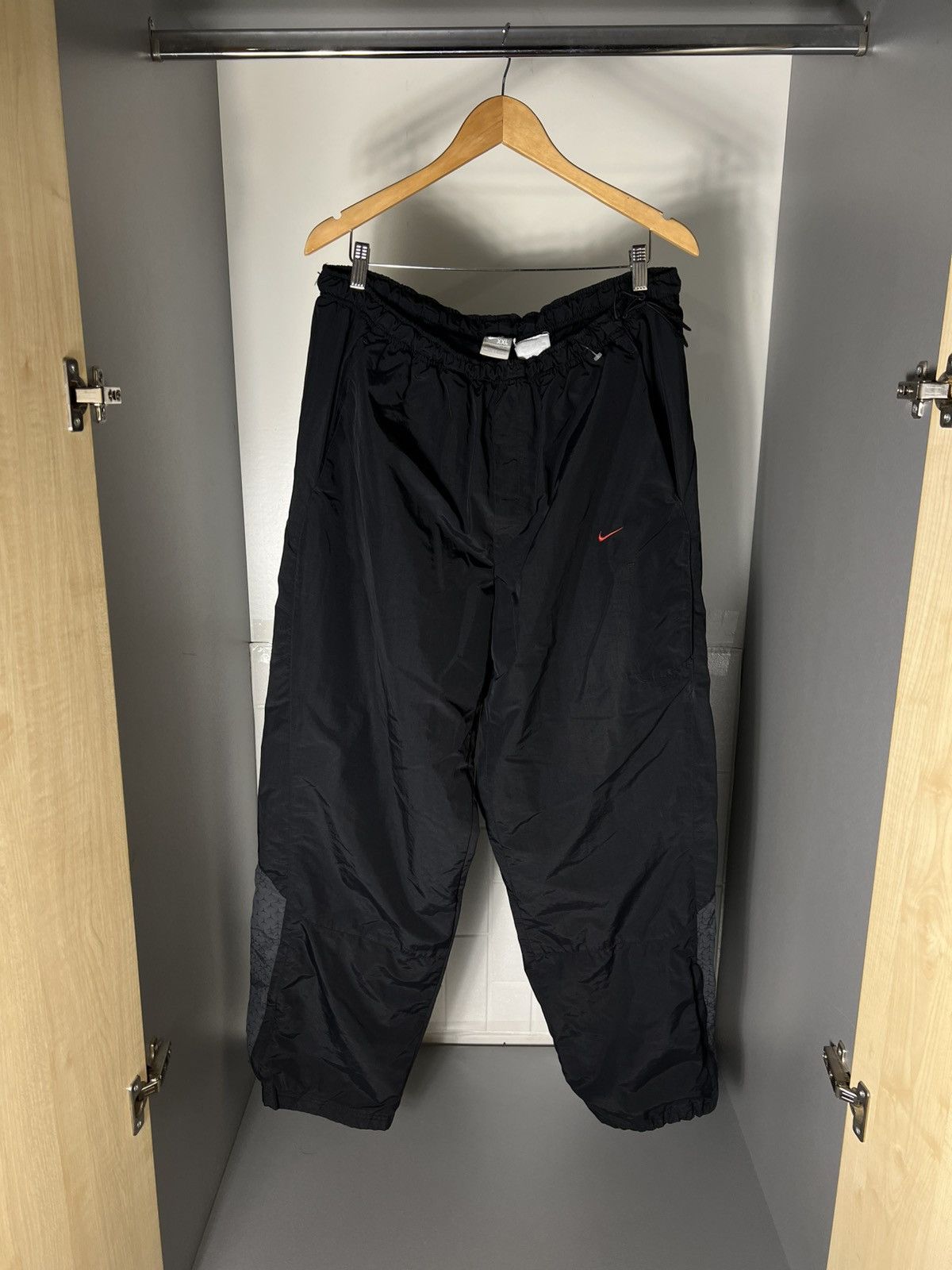 Nike VINTAGE NIKE RETRO SWEATPANTS MULTIPICKET DRILL SWOOSH JAPAN STYLE Y2K 90s Size US 36 / EU 52 - 1 Thumbnail