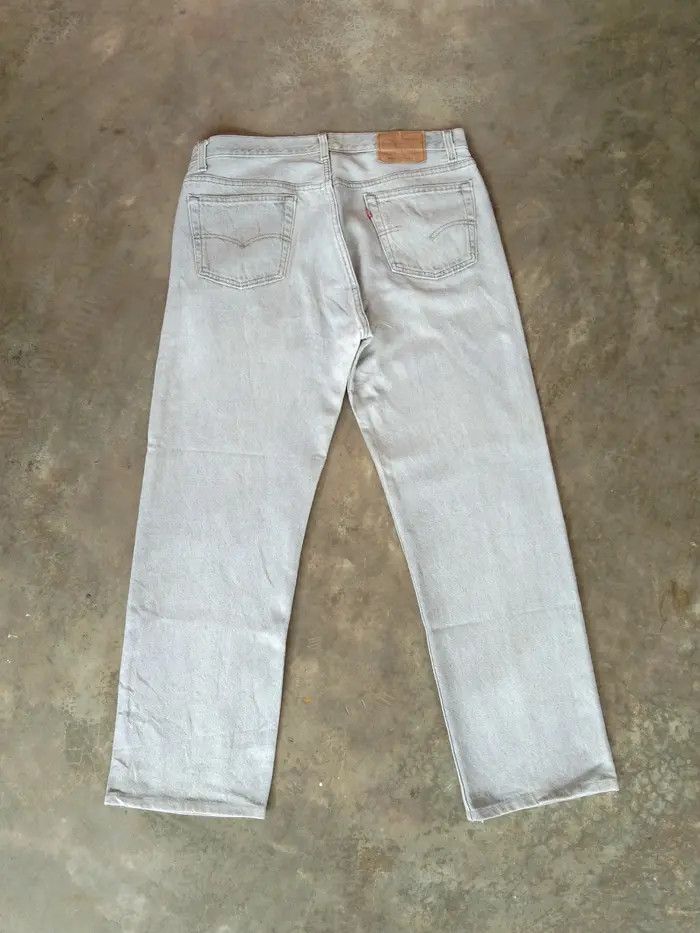 Levi's × Vintage 90s Vintage Levis 501 Made In USA Straight Leg Jeans 36x28 Size US 36 / EU 52 - 1 Thumbnail