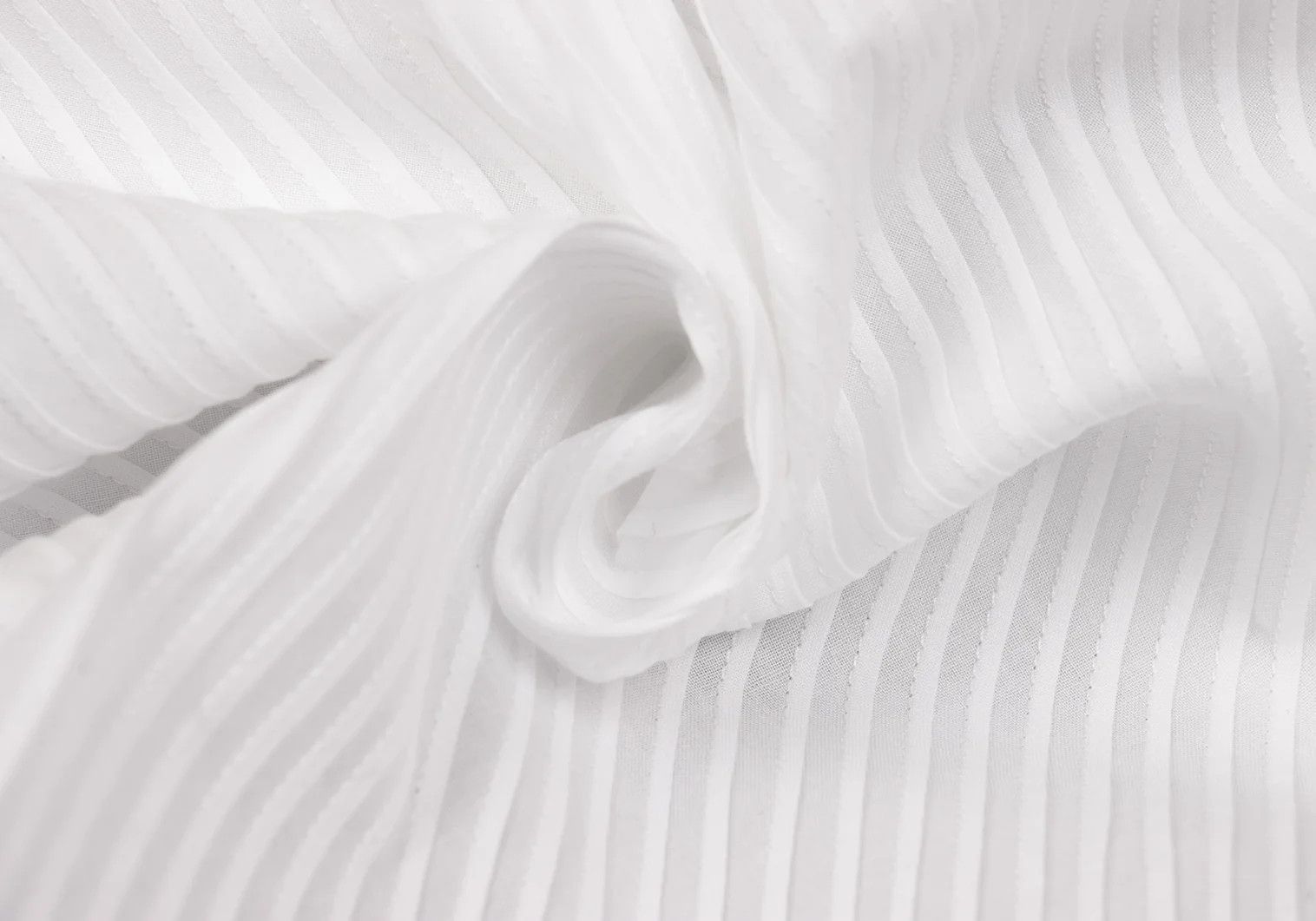 Issey Miyake Front Bias Pleats Design Long Sleeve Shirt in White Size US S / EU 44-46 / 1 - 18 Thumbnail