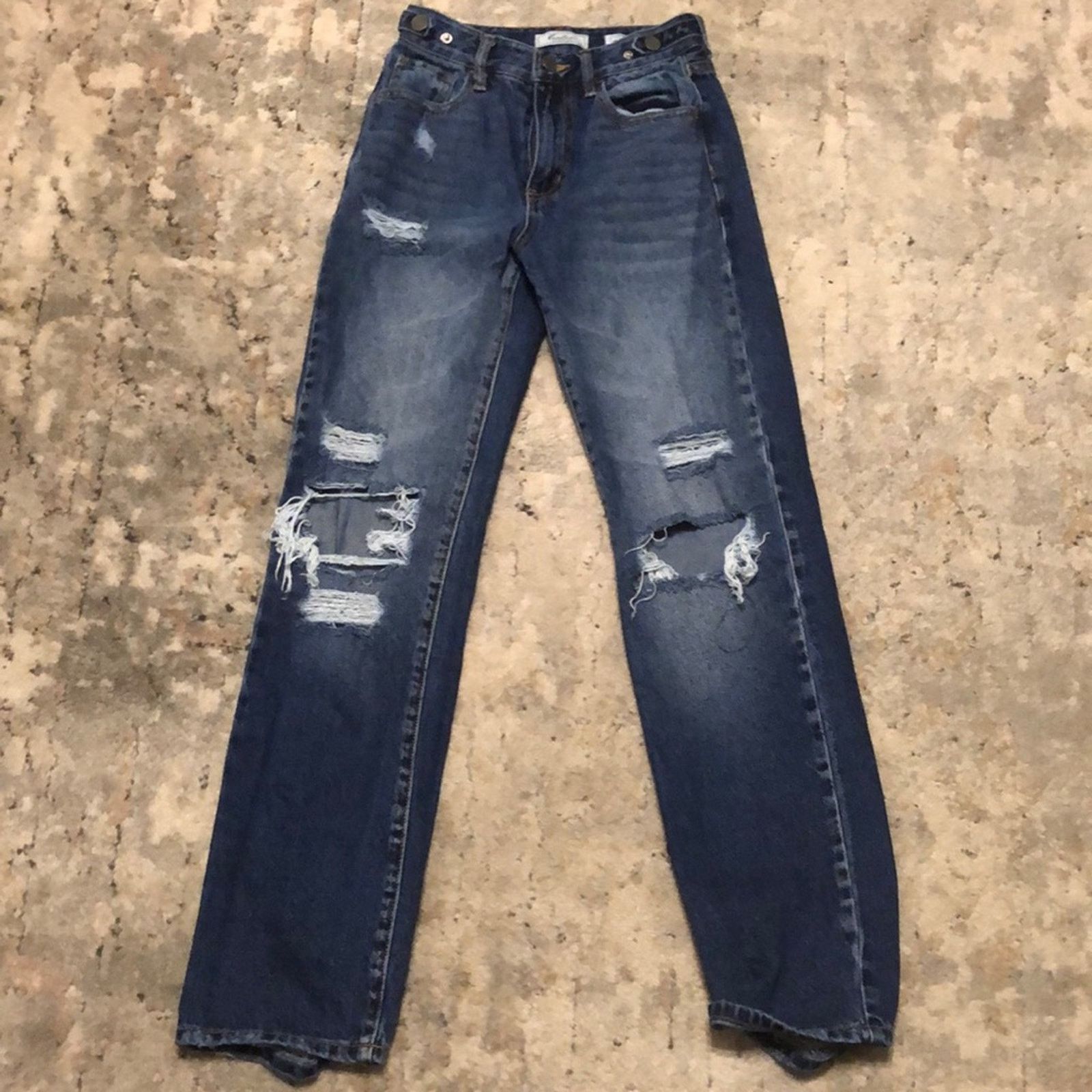 KangaROOS Kancan Signature • Women’s 90’s Straight Leg • Size 23 Size 23" - 2 Thumbnail