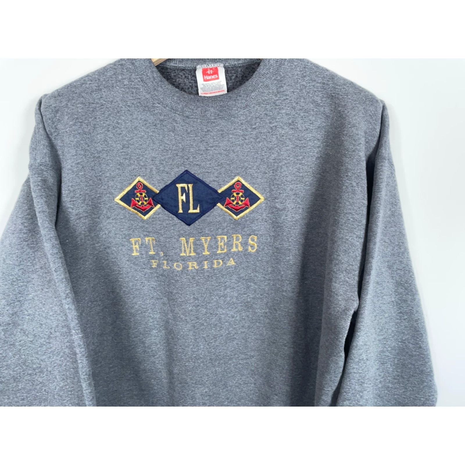 Hanes VINTAGE Hanes Fort Myers Florida Sweatshirt Crewneck XL Gray Embroidered 50-50 Cotton-Polyester Men Size US XL / EU 56 / 4 - 4 Thumbnail