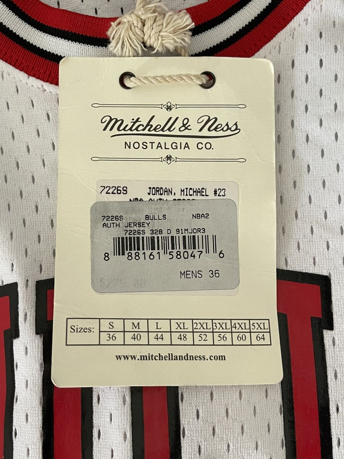 Mitchell & Ness Michael Jordan Chicago Bulls Mitchell & Ness 1991-92 Jersey Size US S / EU 44-46 / 1 - 4 Thumbnail