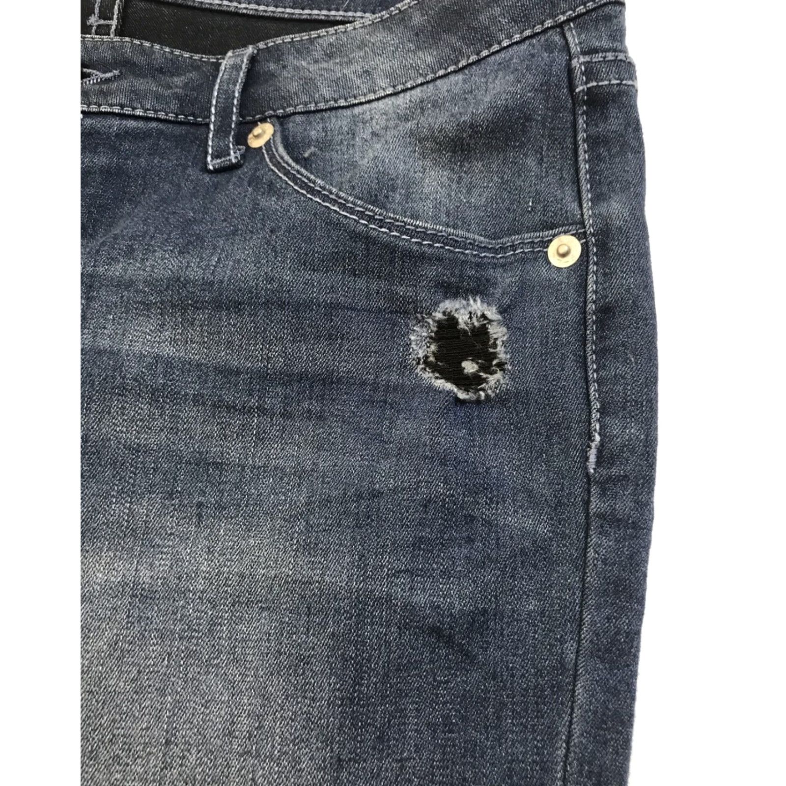 Levi's Levi's Jeans 28x30 Womens 711 Skinny Distressed Look Med Wash Stretch Blue Jeans Size 28" / US 6 / IT 42 - 5 Thumbnail