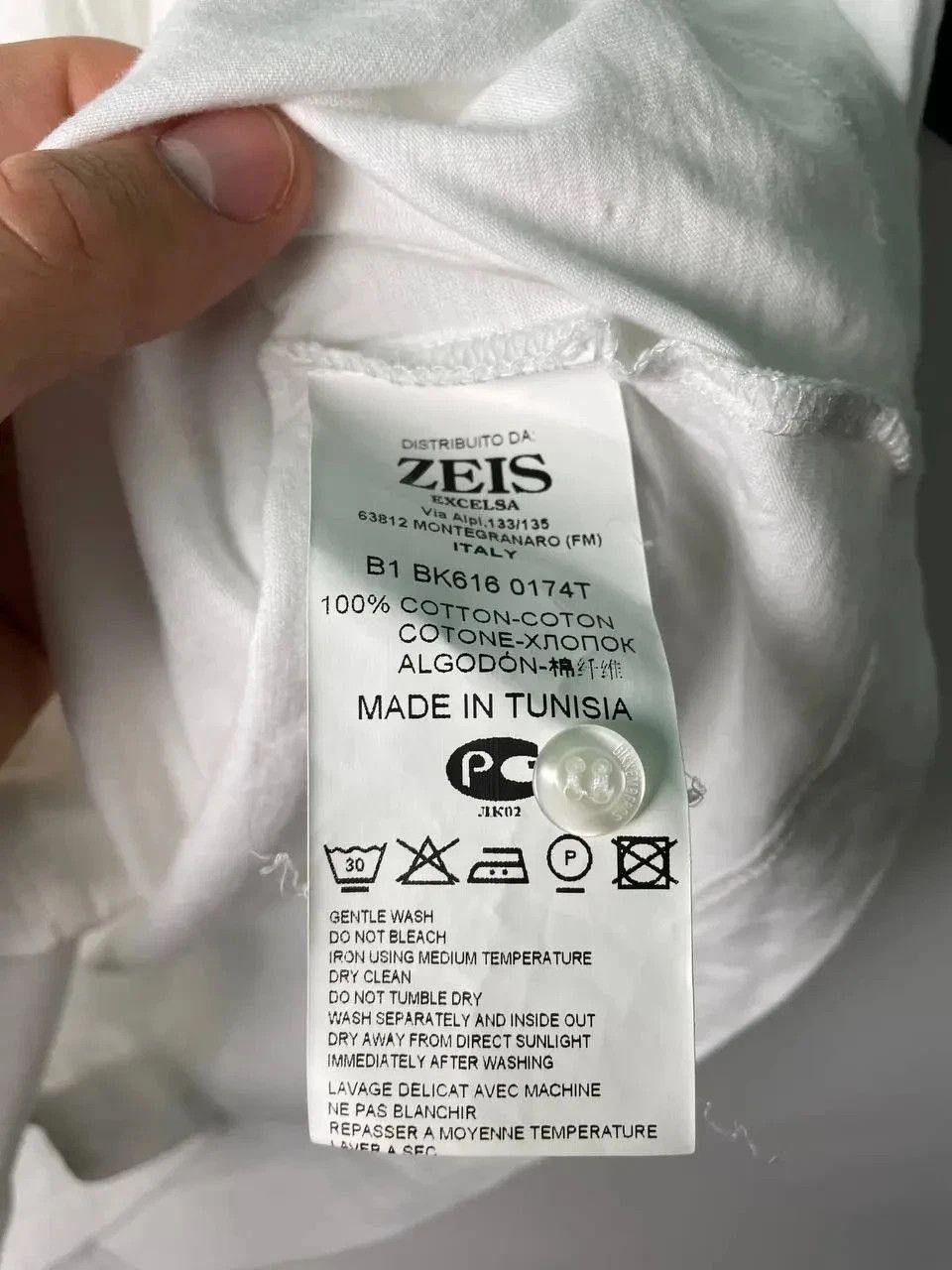 Other bikkembergs polo button ups t shirt white mens size XXL Size US XXL / EU 58 / 5 - 2 Thumbnail