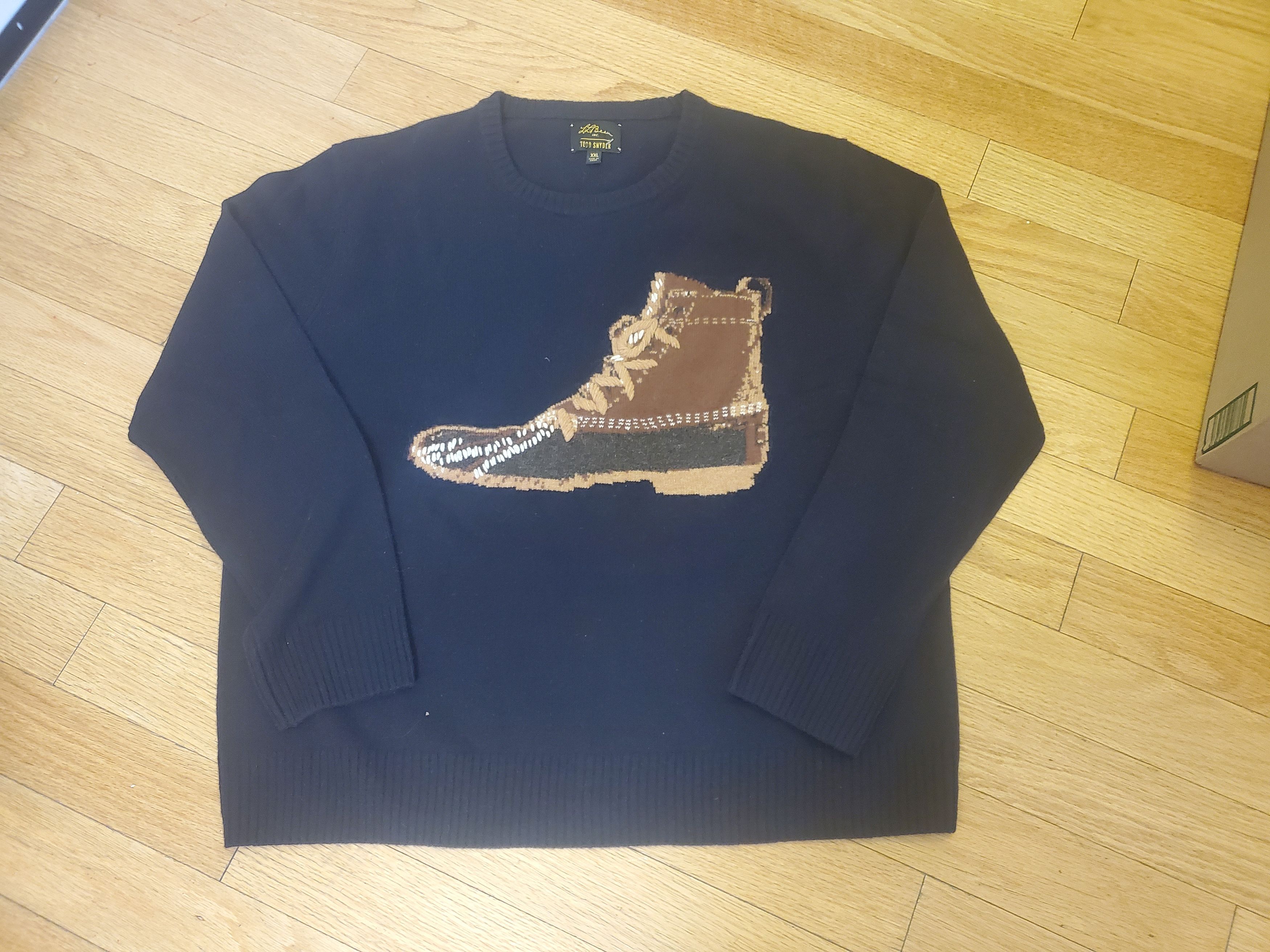 Image of L L Bean x Todd Snyder L.l.bean X Todd Snyder Heritage Bean Boot Crewneck Sweater in Navy (Size 2XL