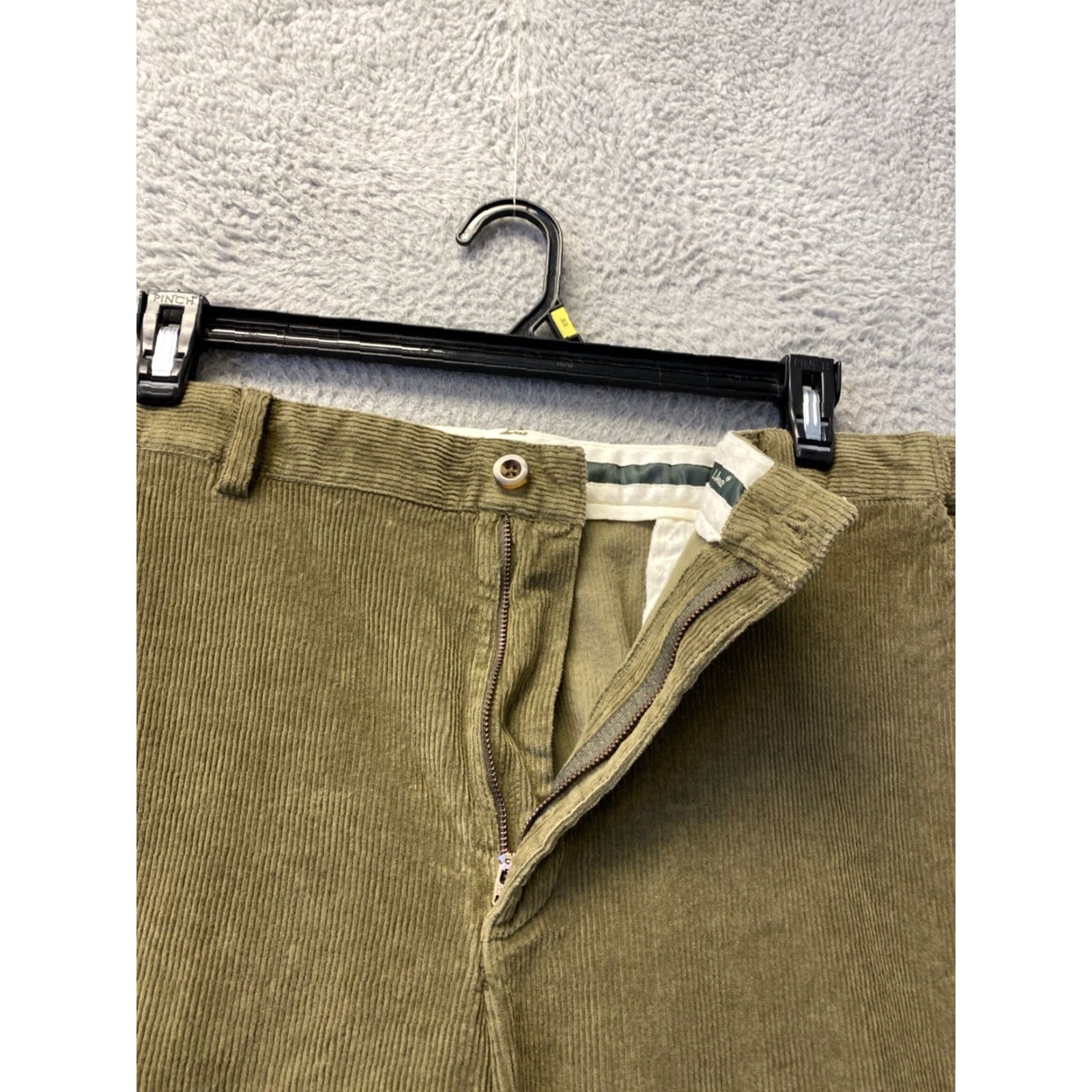 Vintage L.L. Bean Corduroy Pants Olive Green Men's 40X30 Flat Front Adjustable Waist Classic Style Size US 40 / EU 56 - 3 Thumbnail