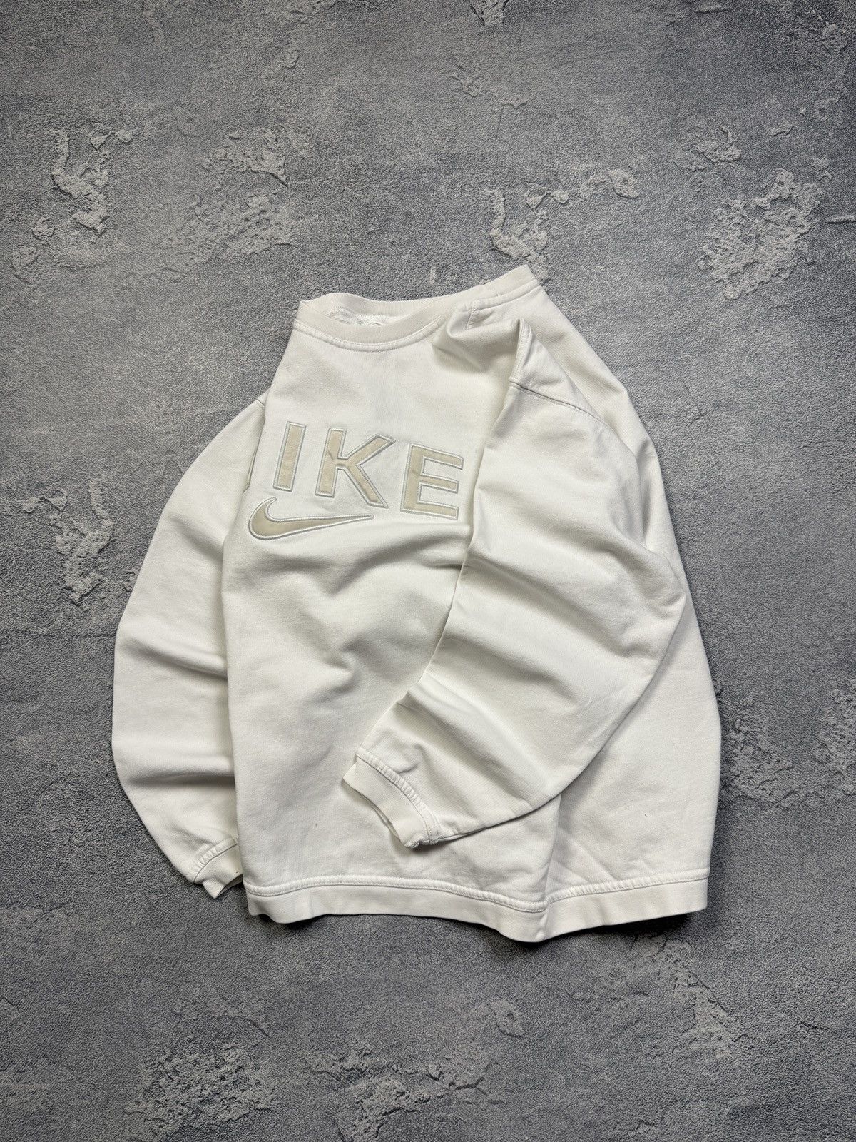 Nike Vintage 00s Nike Big Logo Sweatshirt Y2K Size US L / EU 52-54 / 3 - 17 Thumbnail