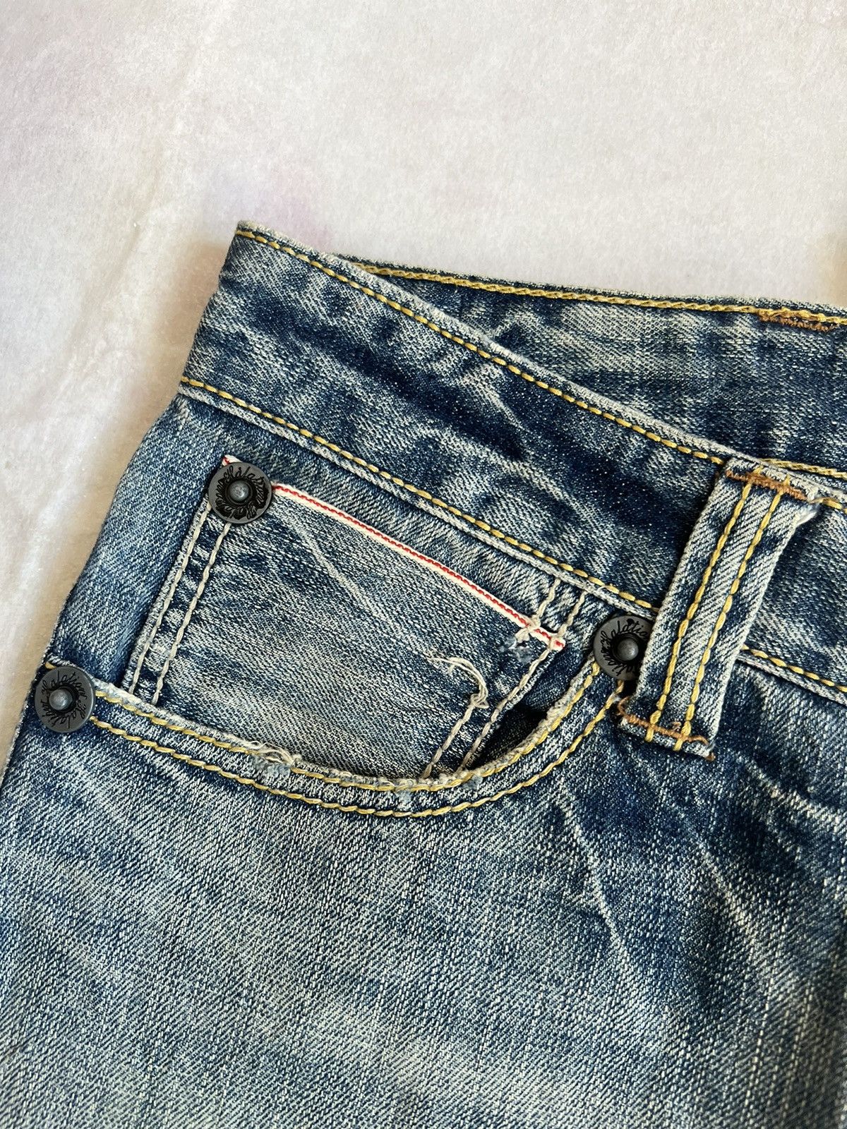 Japanese Brand Halation Buckle Belt Distressed Japanese Selvedge Denim Size US 32 / EU 48 - 8 Thumbnail