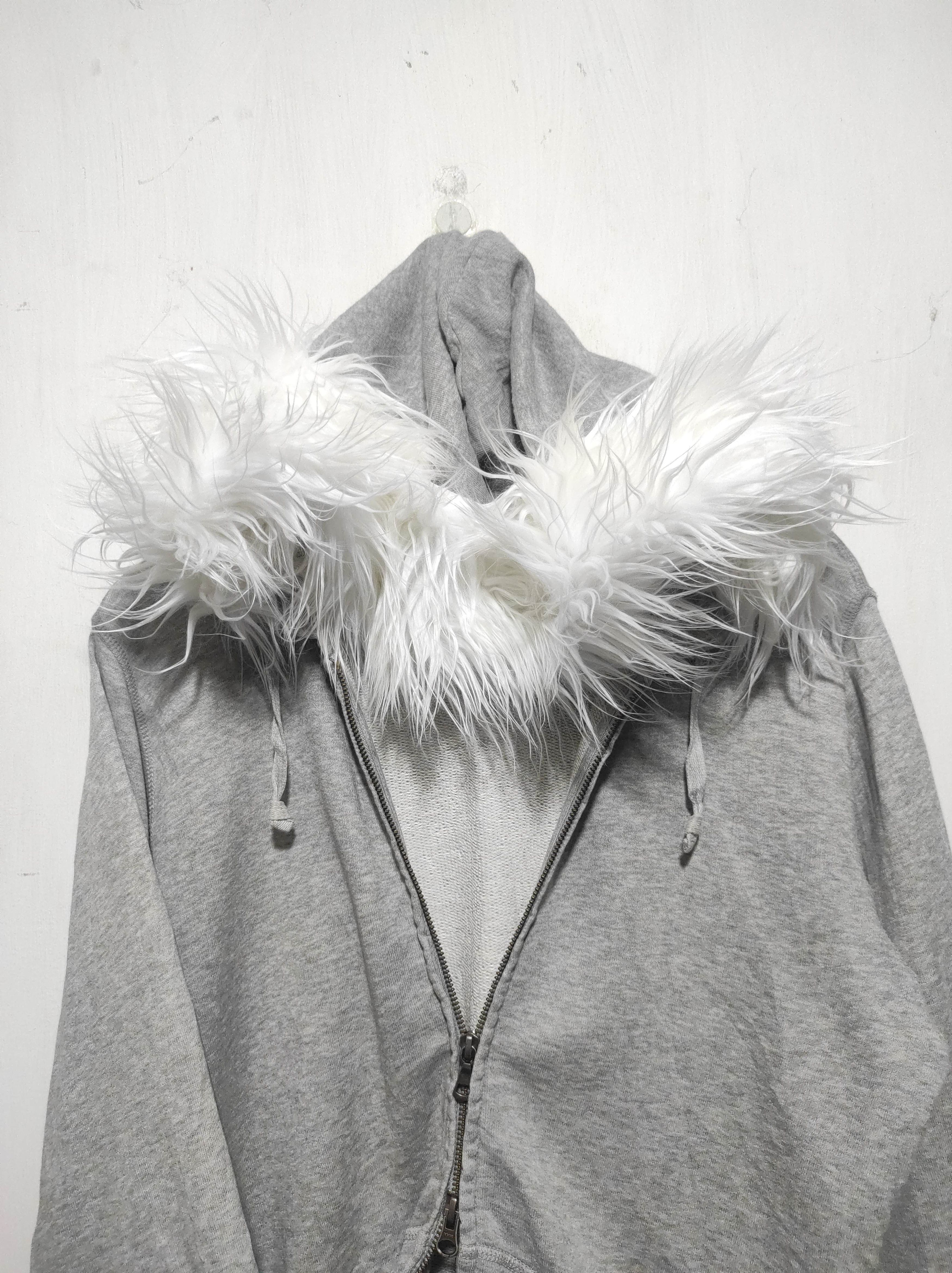 Uniqlo Uniqlo Light Weight Sweat Zip Fur Hoodie i6w9 LGB style Size US M / EU 48-50 / 2 - 2 Thumbnail