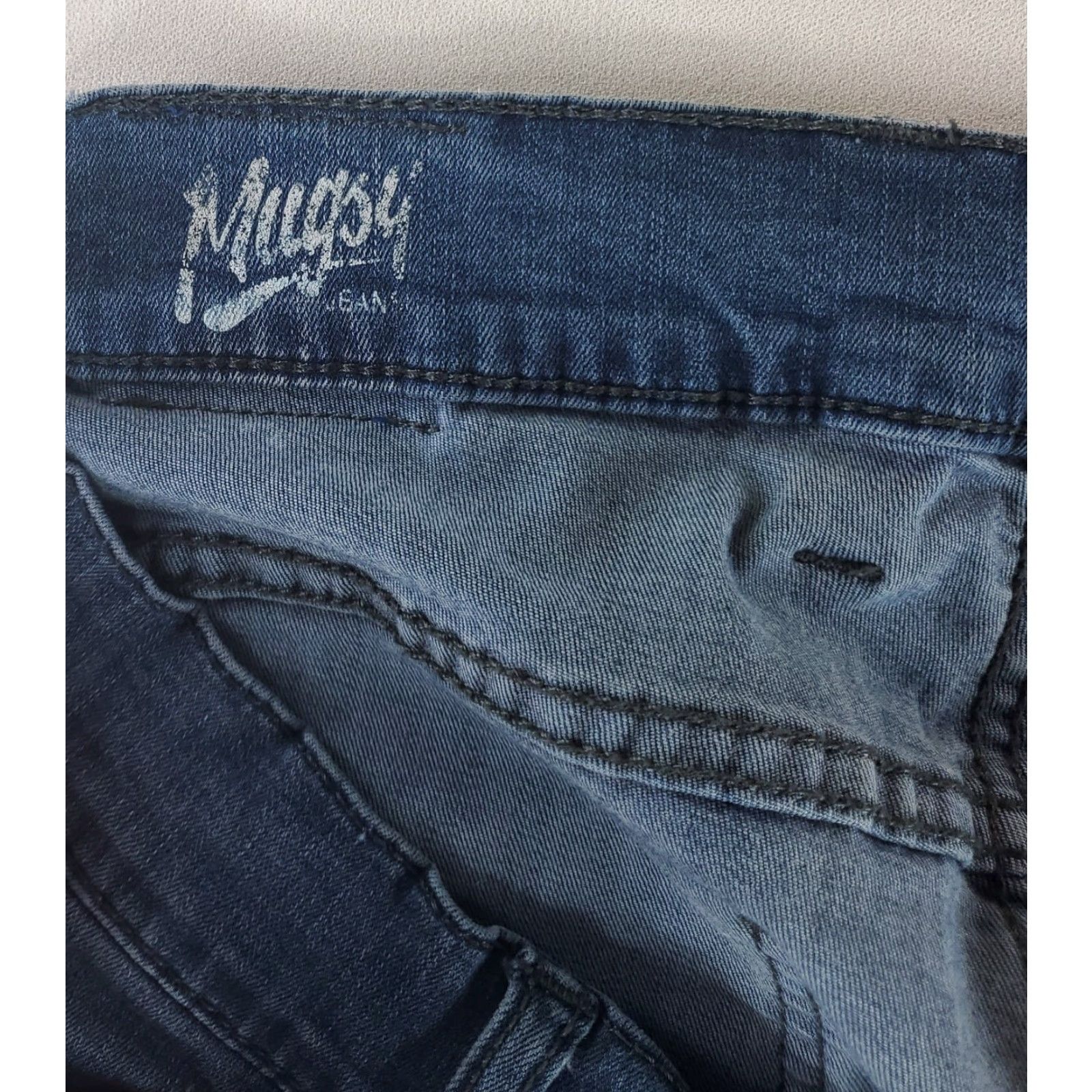 Vintage Mugsy Lake Shore Blue Jeans Mens 33x33 Blue Stretch Straight Regular 33 Inseam Mens Size US 33 - 5 Thumbnail