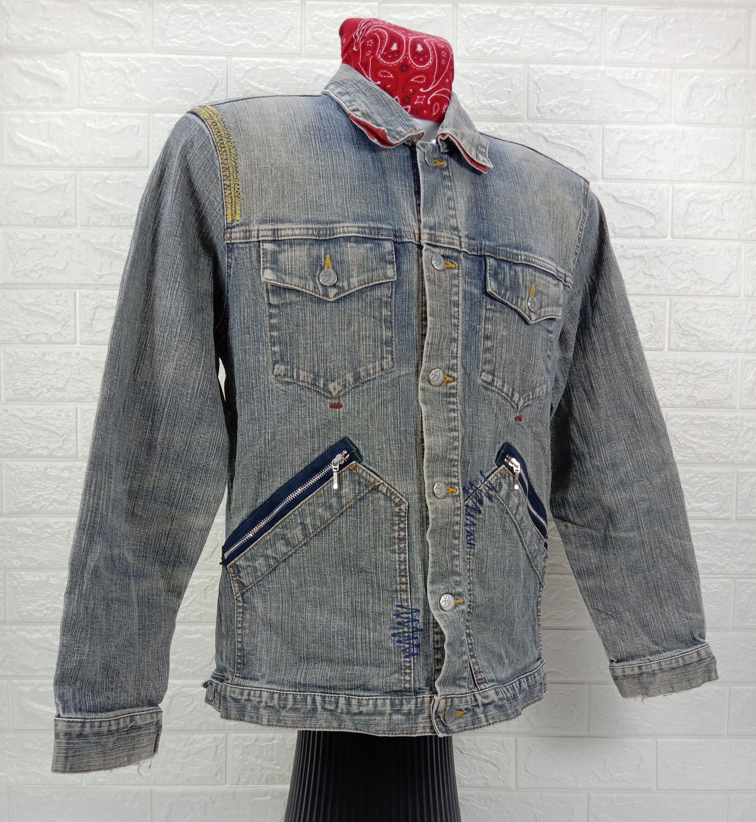 Jean Charles De Castelbajac Vintage Castelbajac Rusty Wash Denim Jacket Size US M / EU 48-50 / 2 - 3 Thumbnail