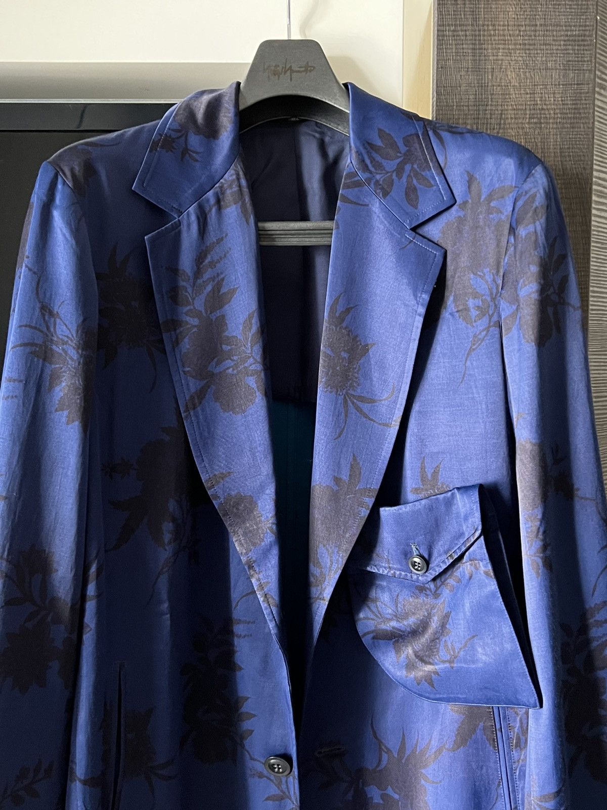 Yohji Yamamoto Yohji Yamamoto Y’s Satin Floral Printed Chesterfield coat Size US M / EU 48-50 / 2 - 3 Thumbnail