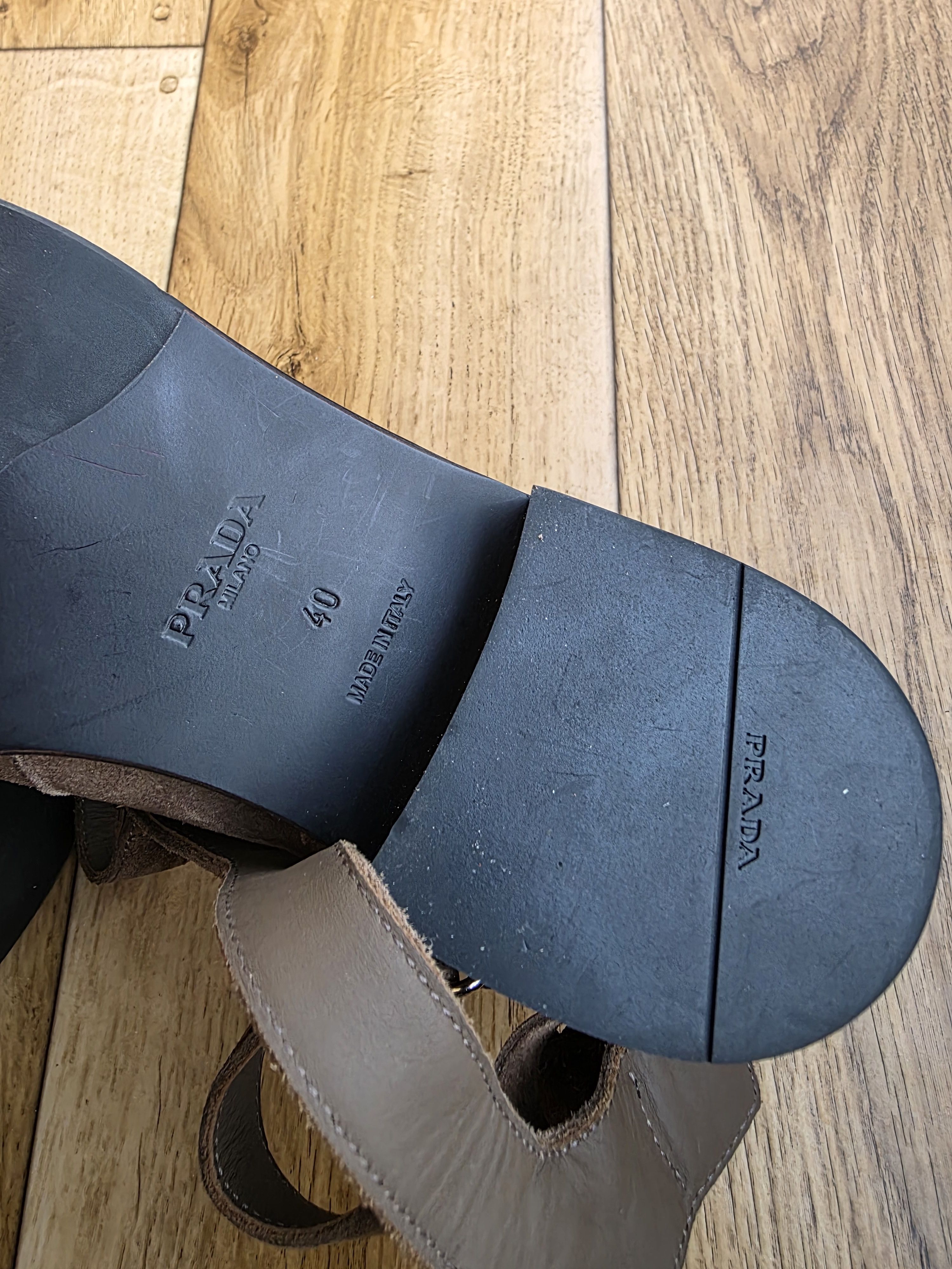 Prada Prada Brogue Buckle Logo Size US 7 / EU 40 - 11 Thumbnail