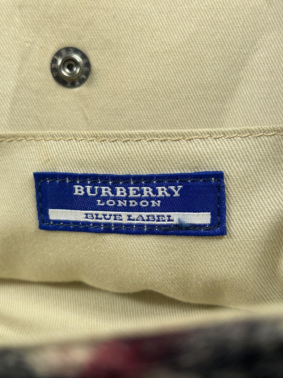 Burberry Burberry Blue Label Nova Check Tote Bag Size ONE SIZE - 7 Thumbnail