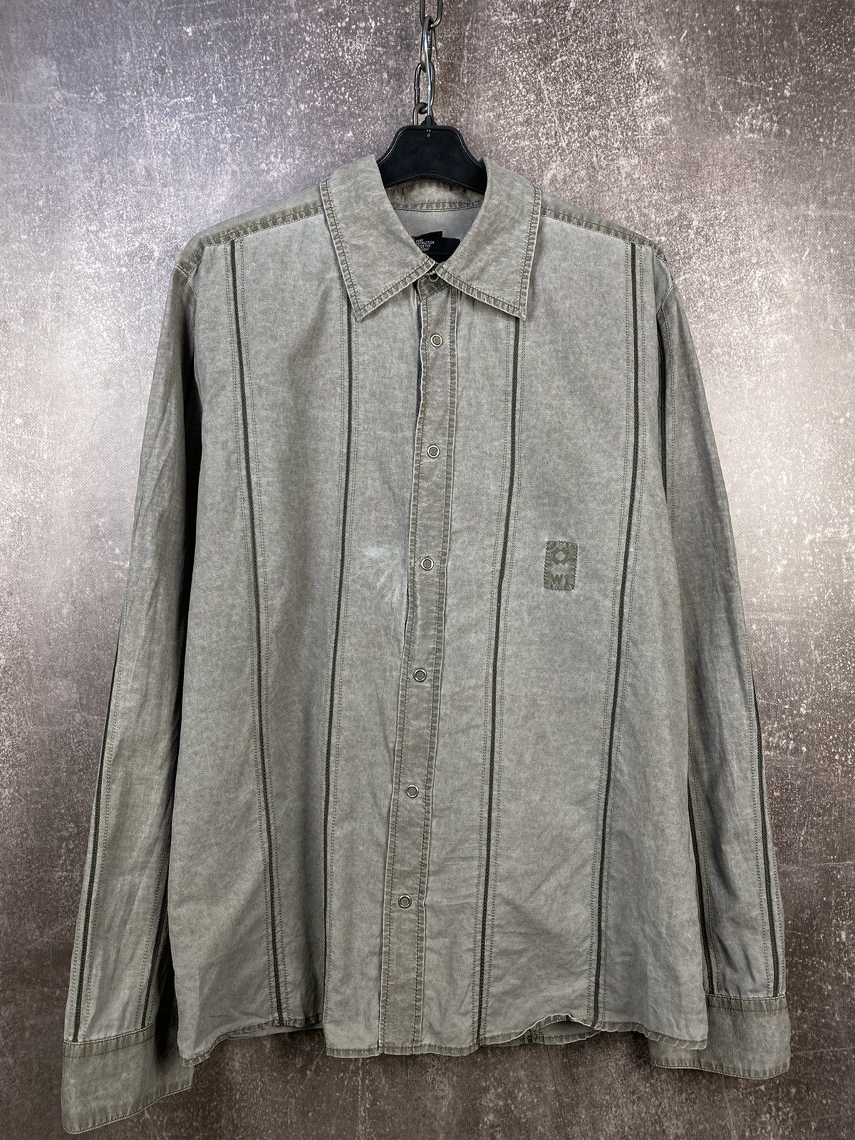 Diesel DIESEL Shirt Vintage Very Rare Archive Y2k Style Size US L / EU 52-54 / 3 - 1 Thumbnail
