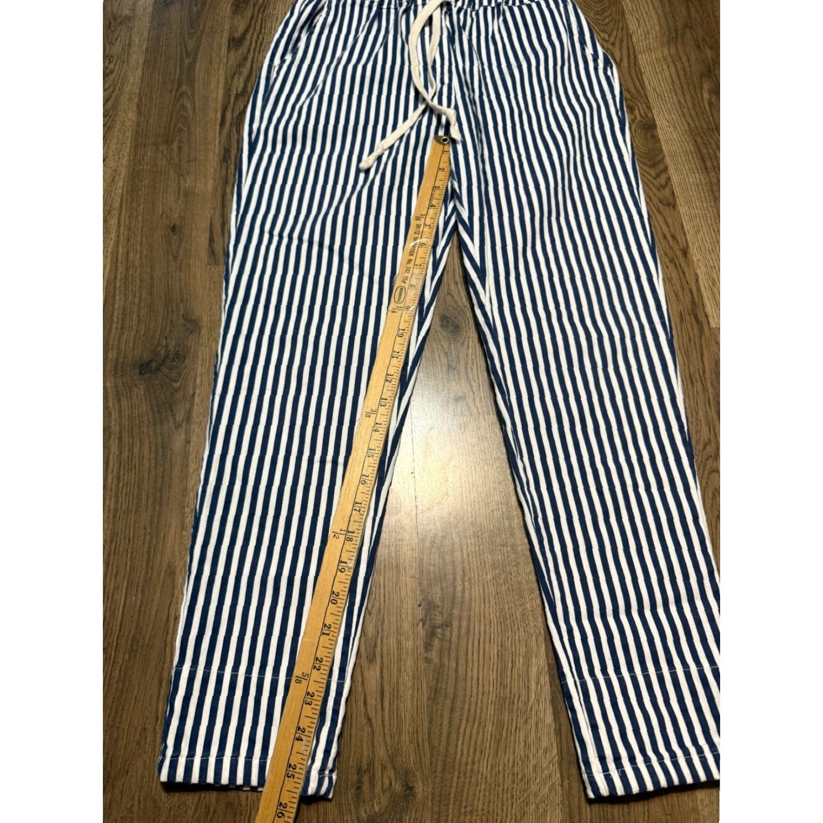 J Brand Brand Bazar Pants Women's Size 26? White Blue Striped Pull On Tie Waist Size 26" / US 2 / IT 38 - 7 Thumbnail