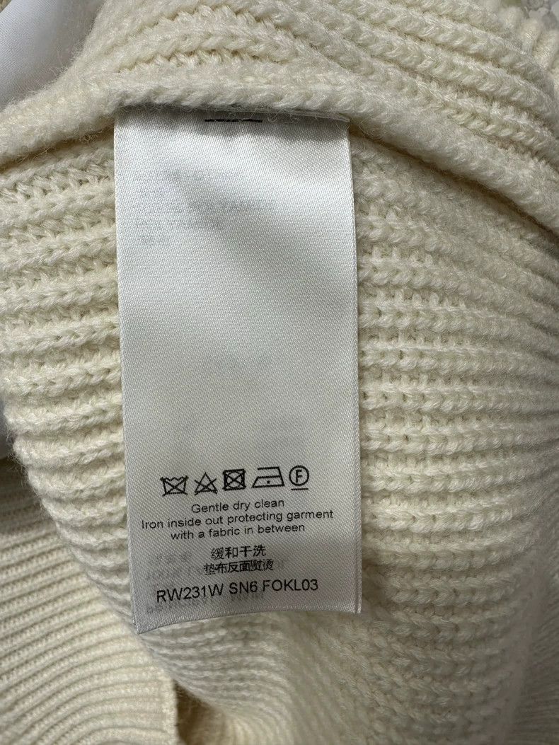 Louis Vuitton Louis Vuitton Goose-yellow wool knit sweater Size M / US 6-8 / IT 42-44 - 4 Thumbnail