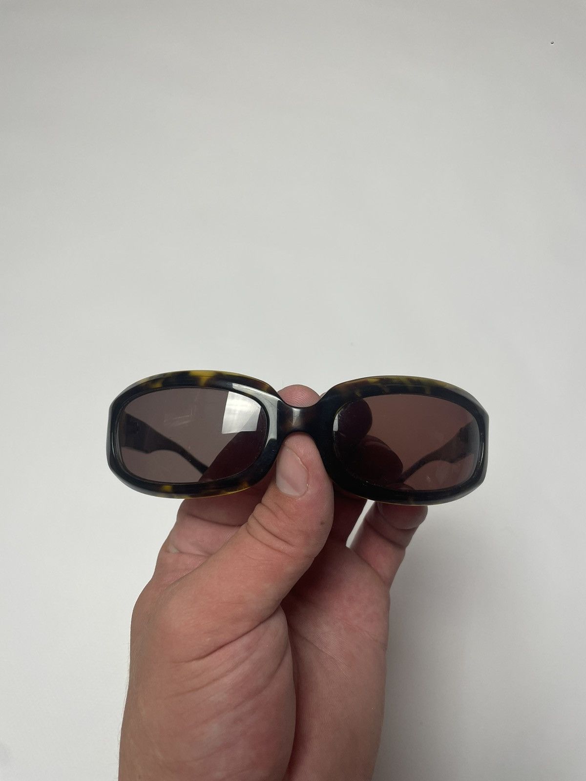 Oliver Peoples Oliver Peoples Karma Sunglasses Size ONE SIZE - 11 Thumbnail