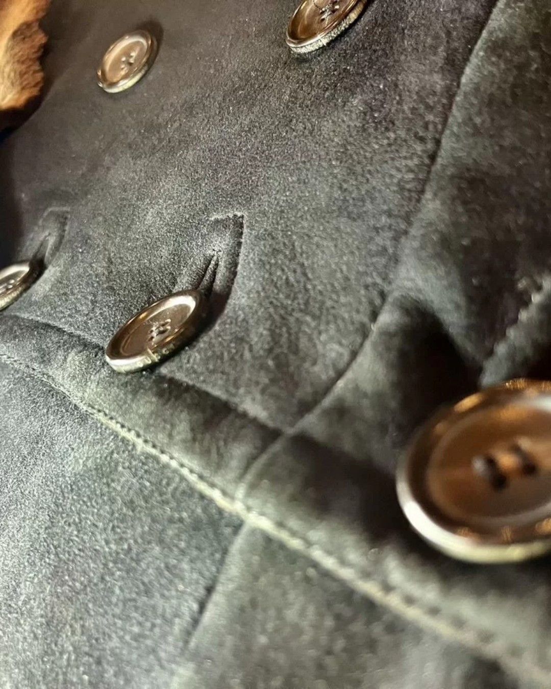 Gucci F/W 2002 SHEARLING SUEDE LEATHER HEAVY COAT BY TOM FORD Size US M / EU 48-50 / 2 - 4 Thumbnail