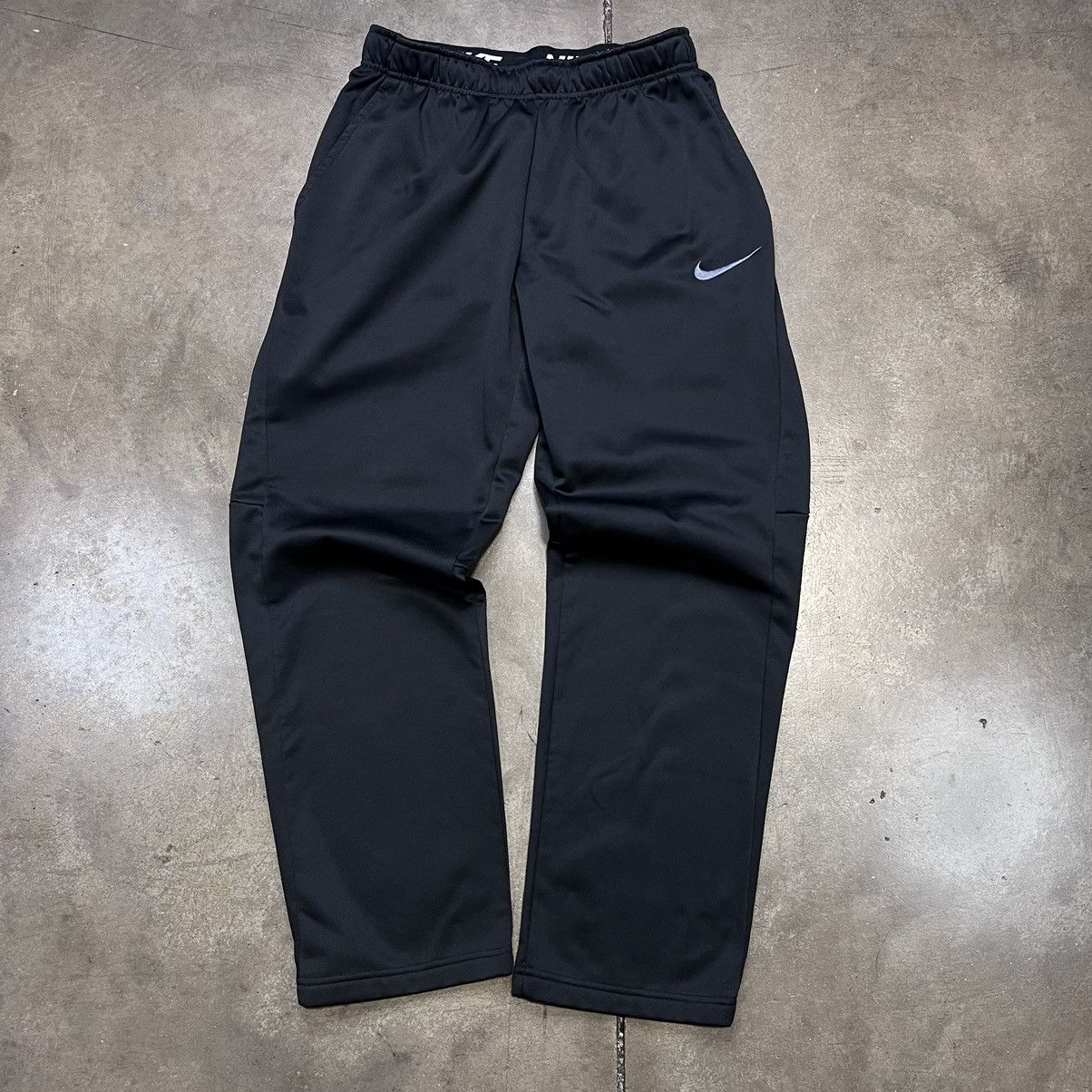 Nike Nike Mini Swoosh Dri Fit Mini Swoosh Baggy Sweatpants Y2K | Grailed