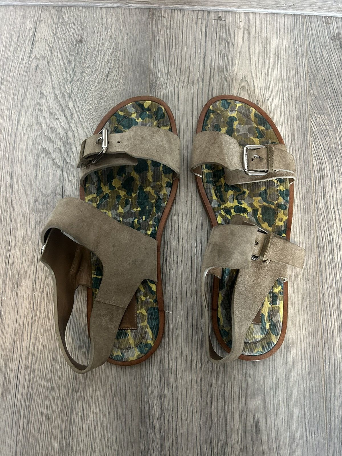 Louis Vuitton Louis Vuitton Camo Sandals Size US 9 / EU 42 - 3 Thumbnail