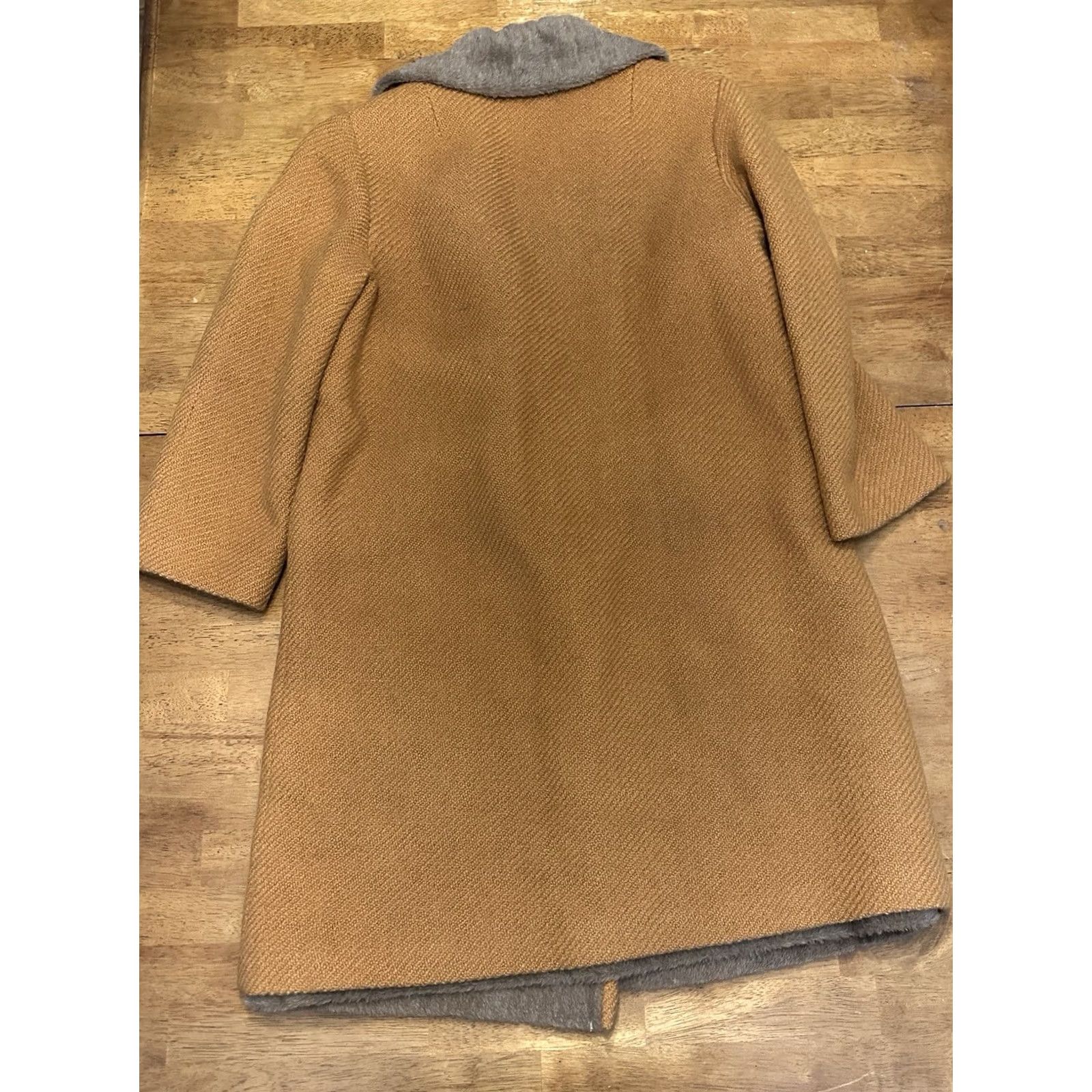 Vintage VINTAGE ILGWU Women’s Wool Coat Fur Lined Large Brown 60s Two Button Coat Women L Medium Beige Retro 60s Mens? Size L / US 10 / IT 46 - 2 Thumbnail