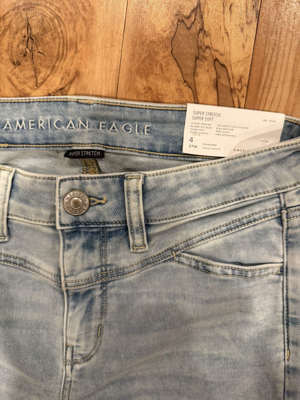 American Eagle Outfitters American Eagle Hi-Rise Jegging - Light Wash, Size 4 Size 27" / US 4 / IT 40 - 4 Thumbnail