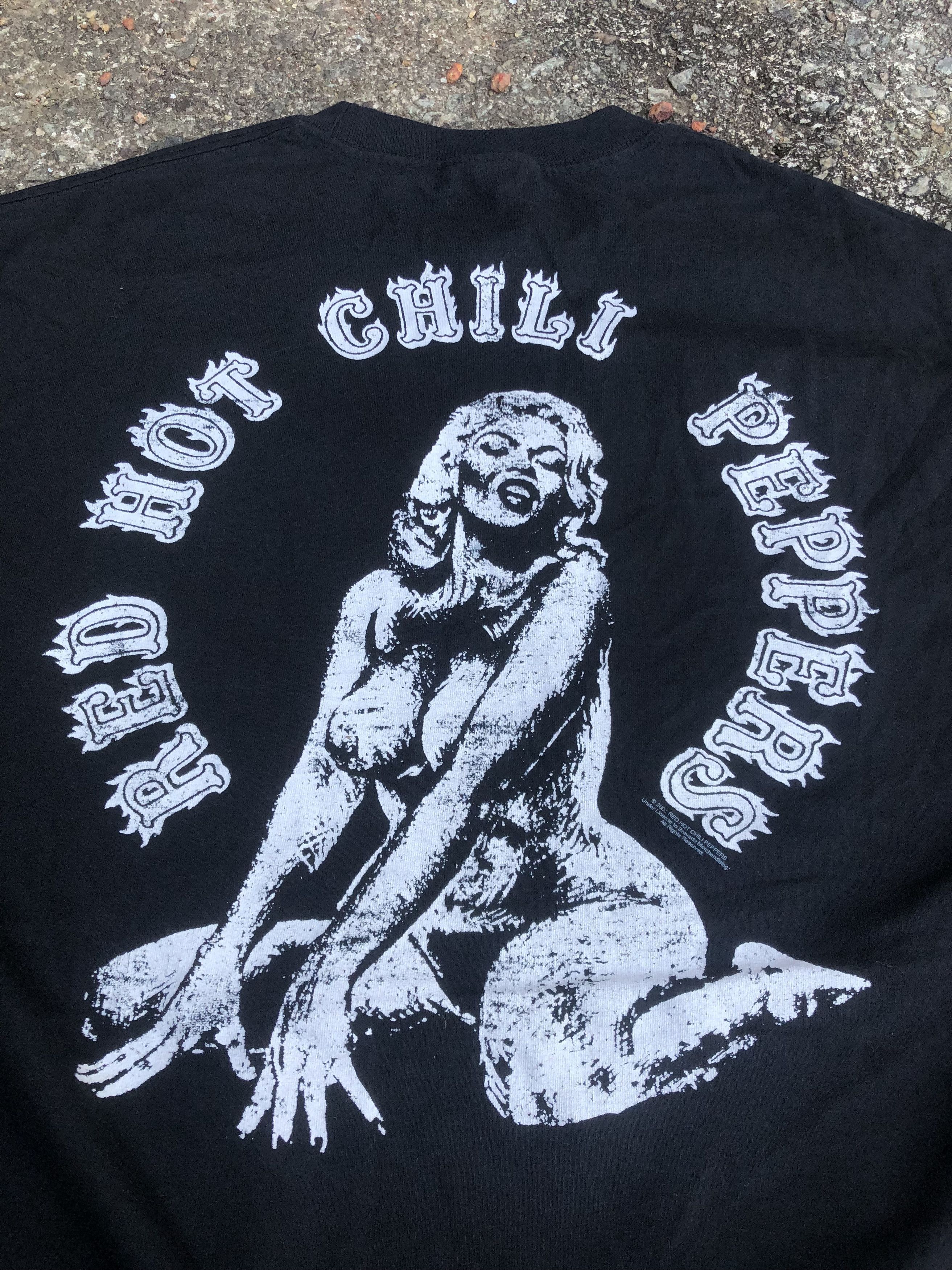 Band Tees 🔥Vtg Early 2000 RHCP RED HOT CHILI PEPPERS Band T-Shirt Size US XL / EU 56 / 4 - 5 Thumbnail