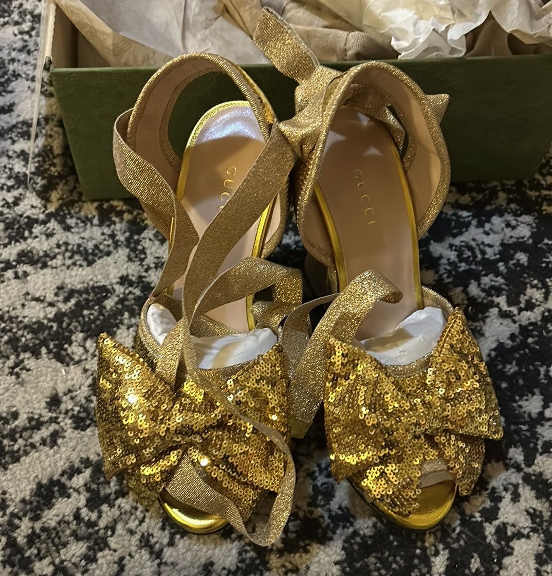 Gucci Gucci Gold Sequin Espadrilles Sandals Size US 8 / IT 38 - 2 Thumbnail