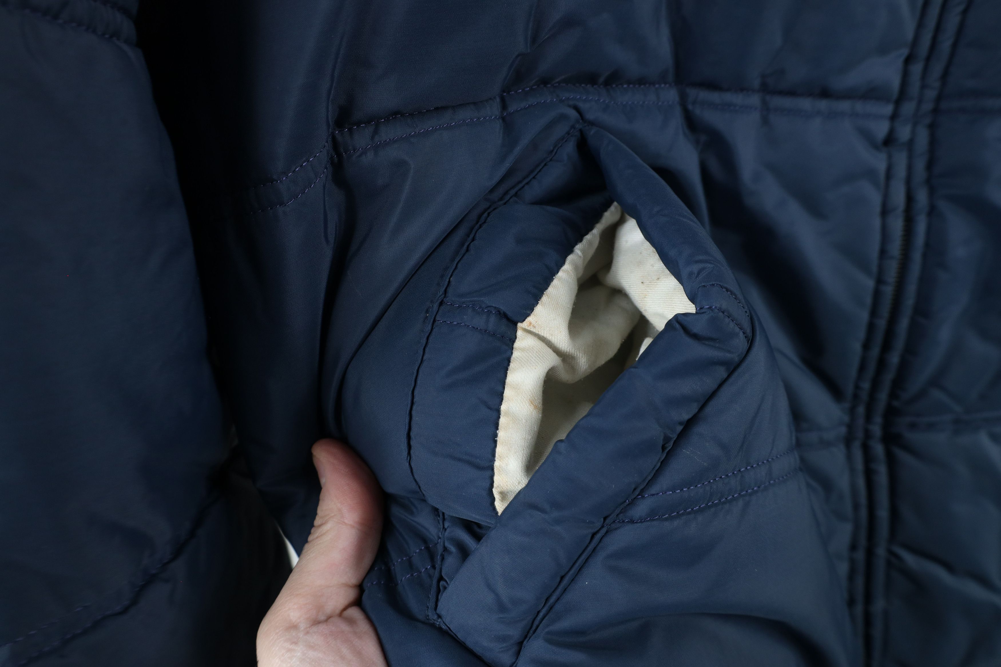 Vintage Vintage 70s Streetwear Quilted Full Zip Puffer Jacket USA Size US XL / EU 56 / 4 - 5 Thumbnail
