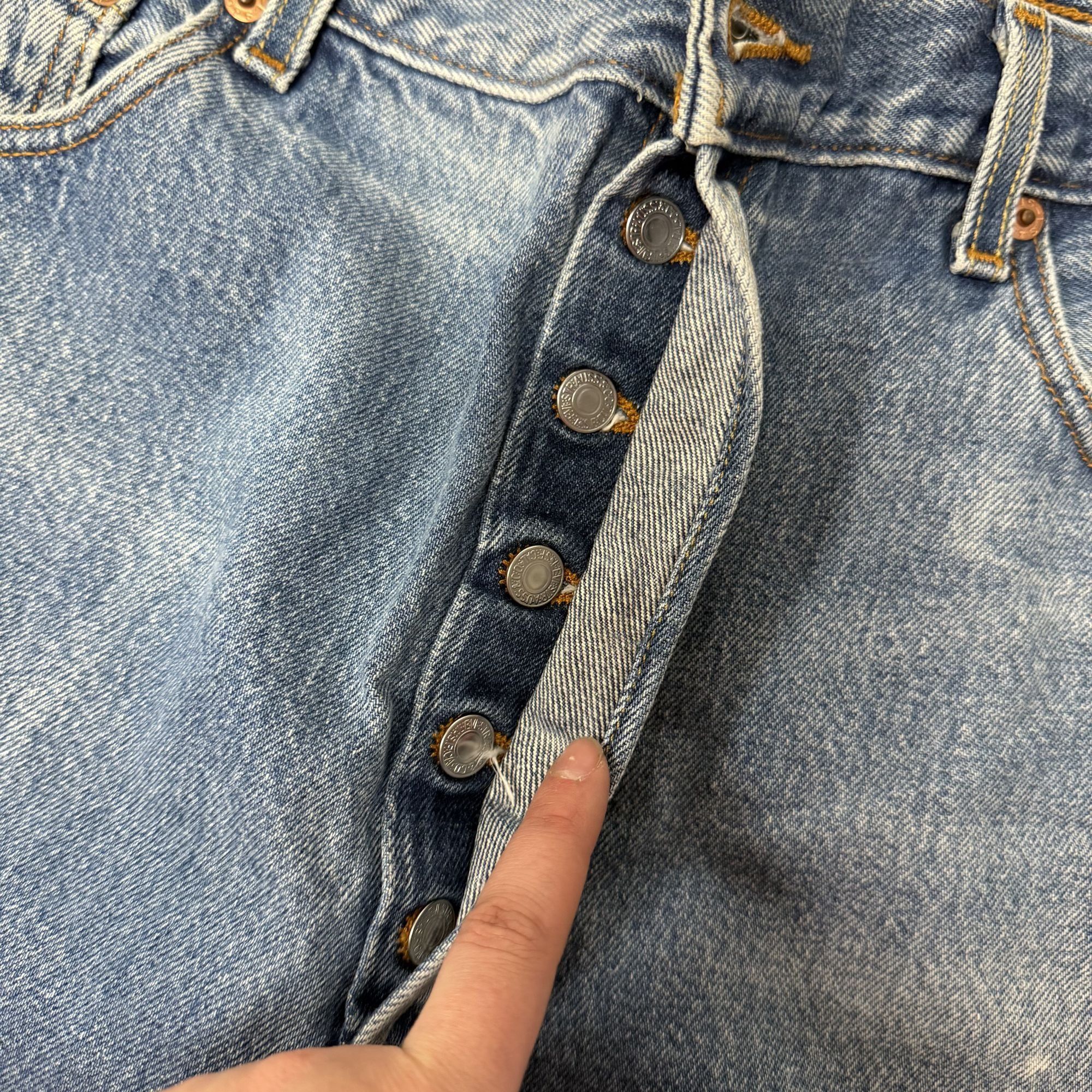 Levi's Vtg Levis 501 XX DISTRESSED Blue Jeans BUTTON FLY Pants Size US 38 / EU 54 - 12 Thumbnail