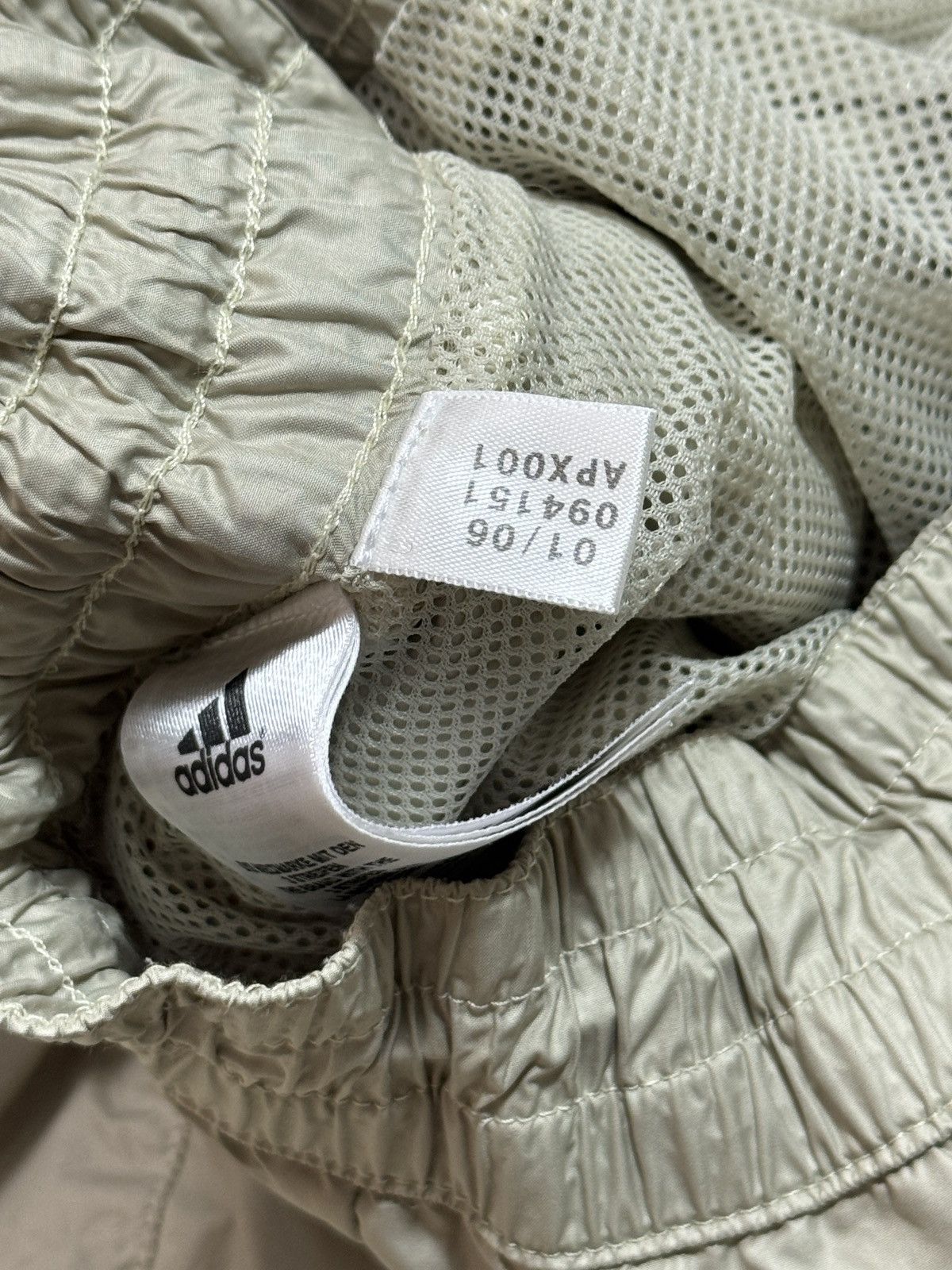 Adidas × Stella McCartney VINTAGE ADIDAS x STELLA McCartney 2000s NYLON PANTS Size 26" / US 2 / IT 38 - 7 Thumbnail