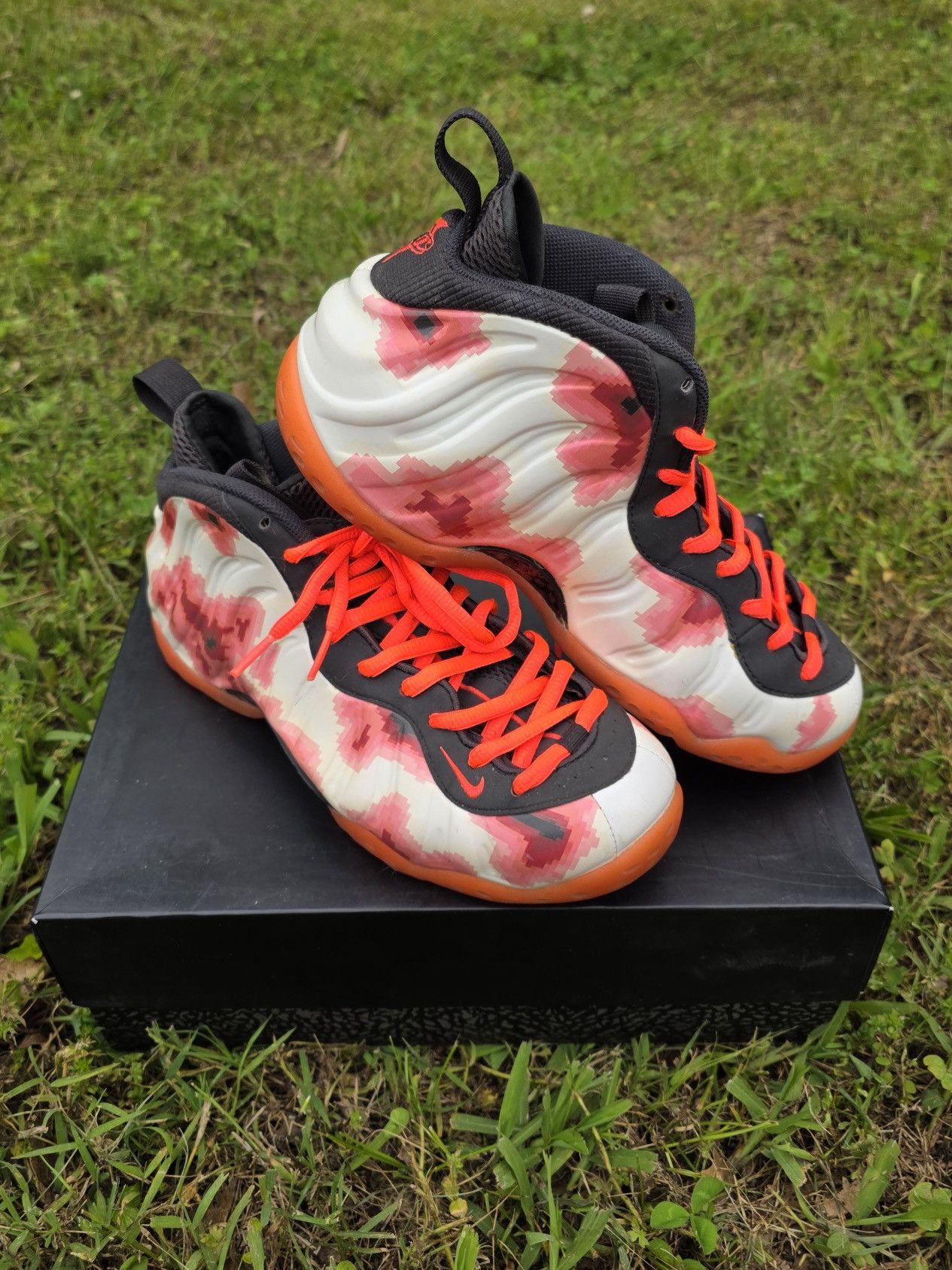 Nike 🔥Nike Foamposite “Thermal Map” 2013 8M Size US 8 / EU 41 - 1 Thumbnail