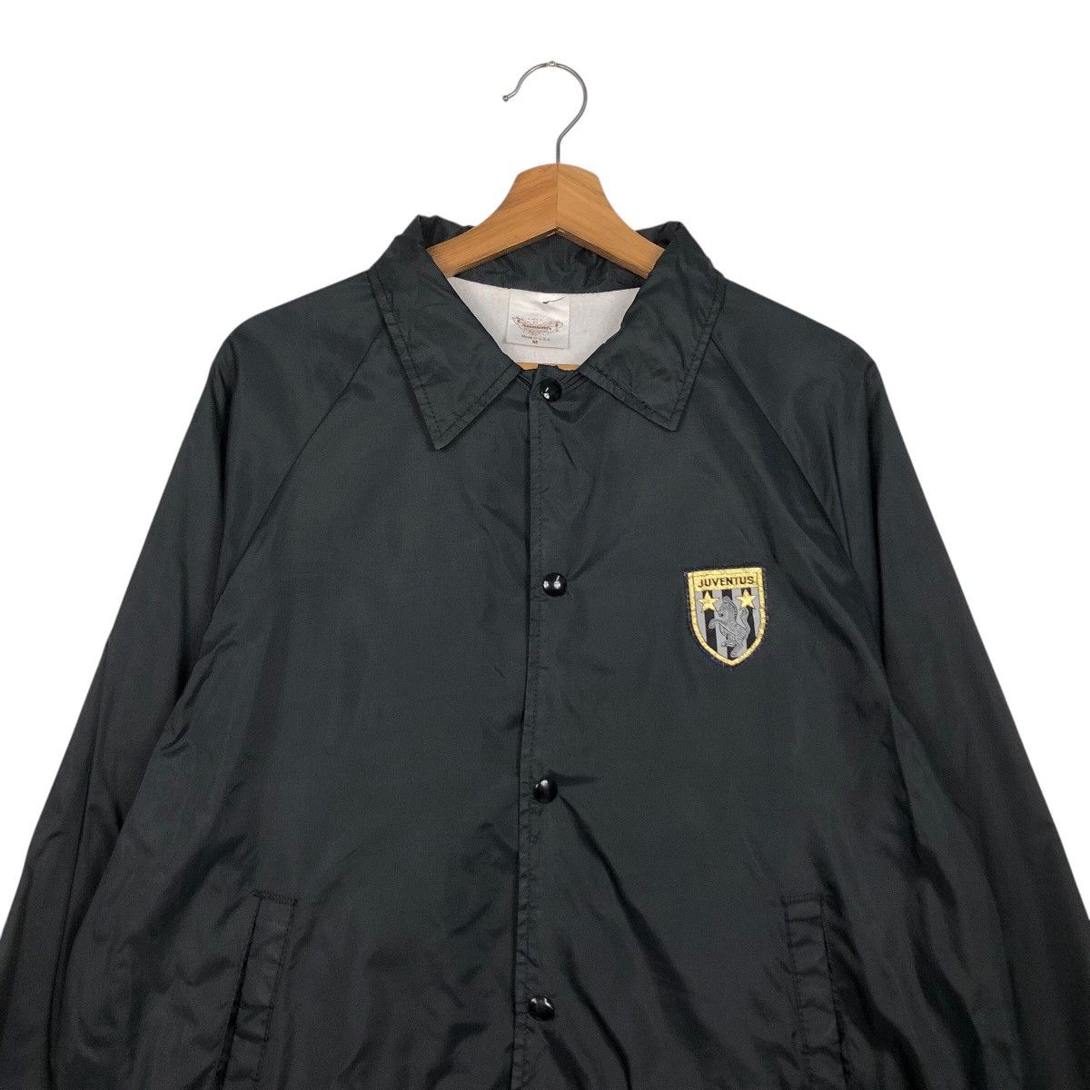 Vintage 📌Vintage Snap Button Coach Jacket Juventus Big Logo Size US M / EU 48-50 / 2 - 4 Thumbnail