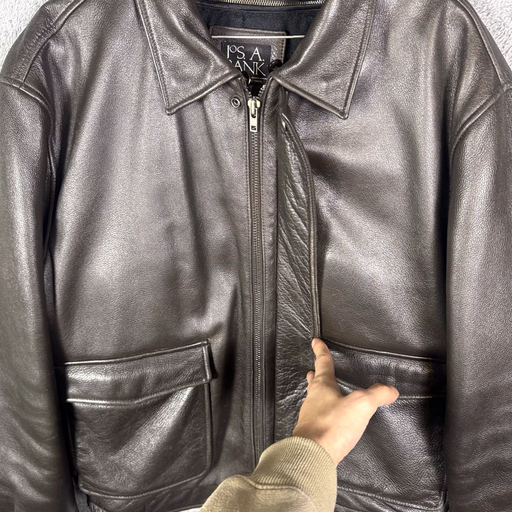 Jos. A. Bank Jos. A. Bank Jacket Men’s M Leather Full Zip Bomber Lined Removable Liner Brown Vintage? Size US M / EU 48-50 / 2 - 5 Thumbnail