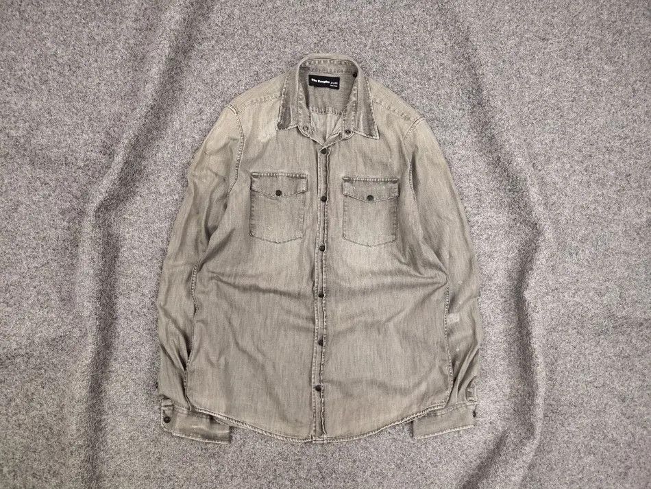 The Kooples The Kooples Jeans Fitted Distressed Button Denim Shirt Size US M / EU 48-50 / 2 - 1 Thumbnail