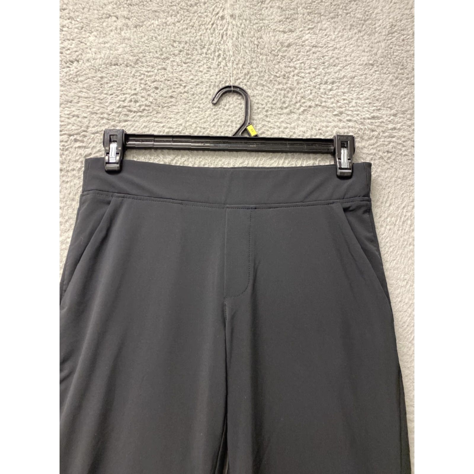 Athleta VINTAGE Athleta Activewear Pants Ankle Length Black Women’s Size 6 Women's Activewear Size 28" / US 6 / IT 42 - 2 Thumbnail