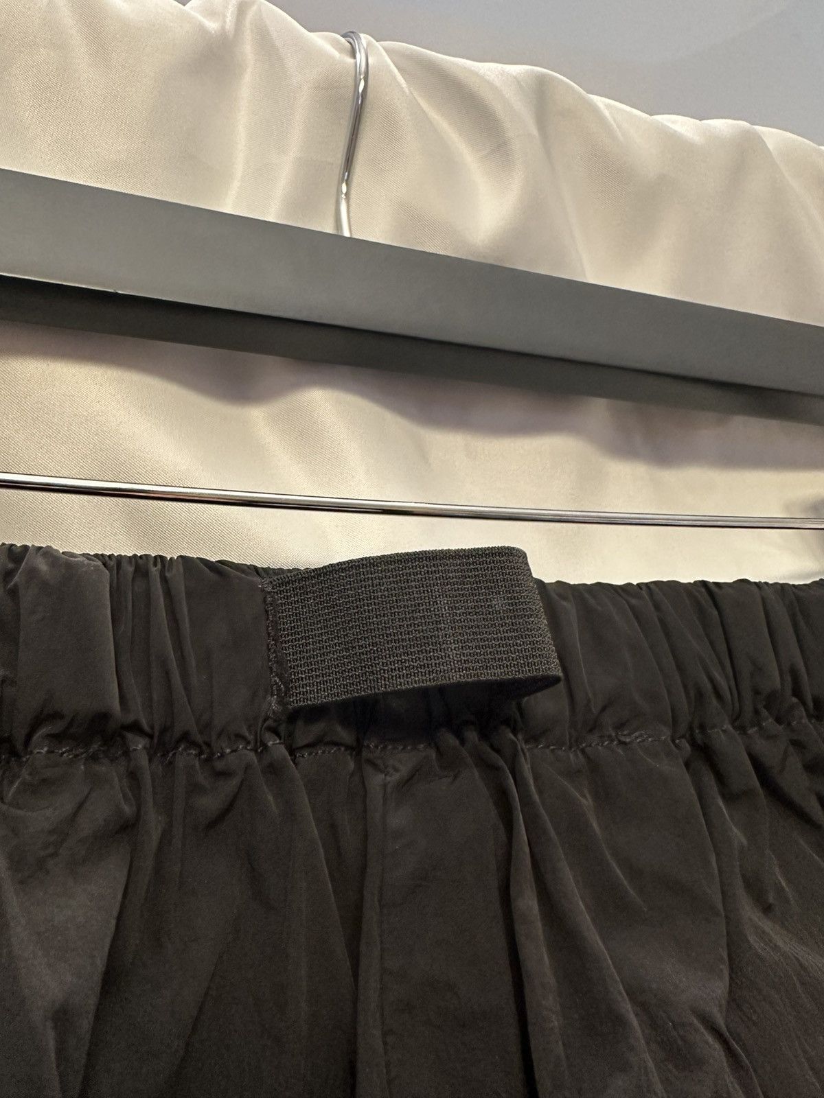 Off-White OFF WHITE CASUAL JOGGERS Size US 32 / EU 48 - 16 Thumbnail