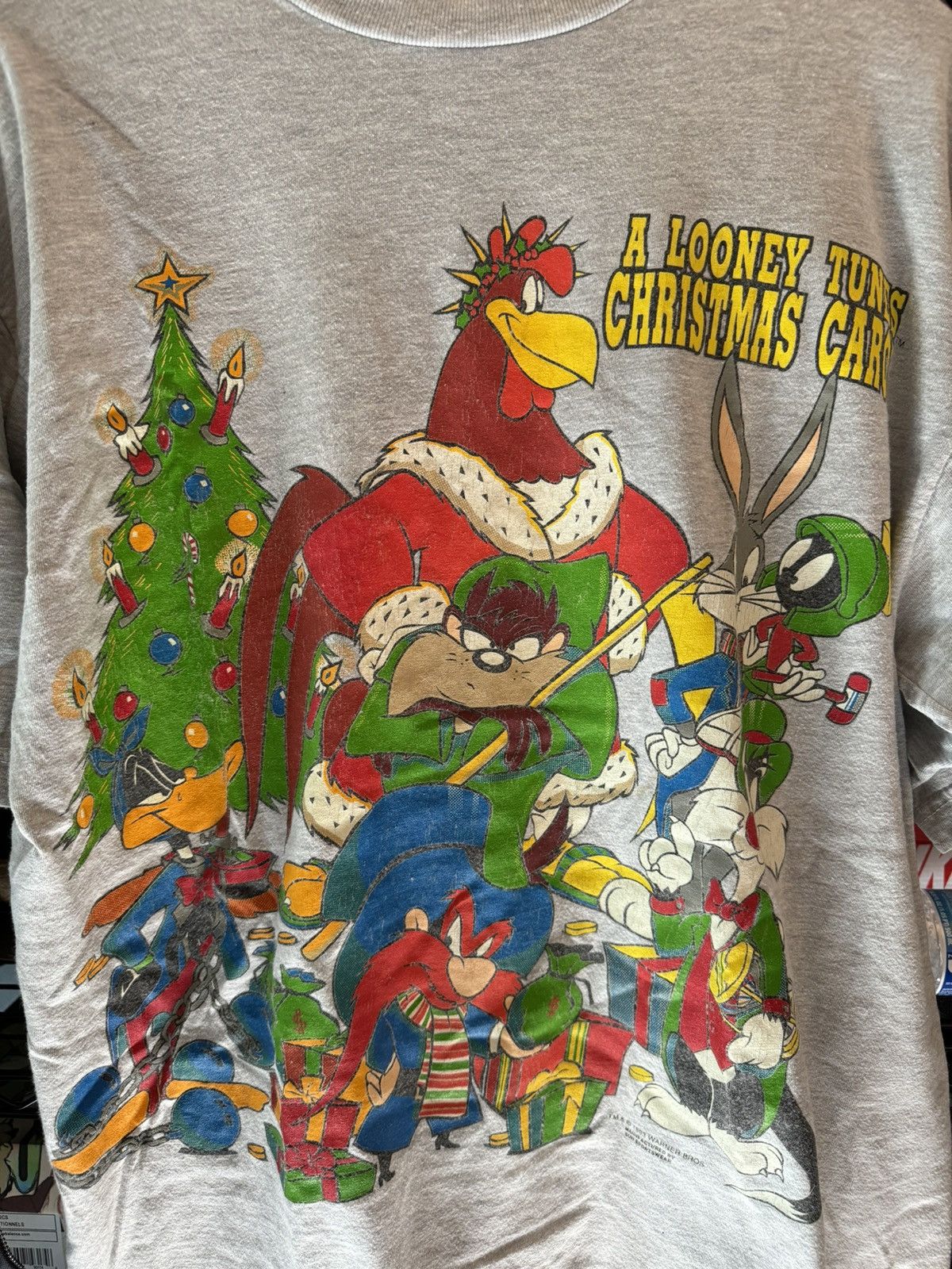 Vintage × Warner Bros Vintage 1993 Looney Tunes Christmas Carol T-Shirt Size US XL / EU 56 / 4 - 3 Thumbnail