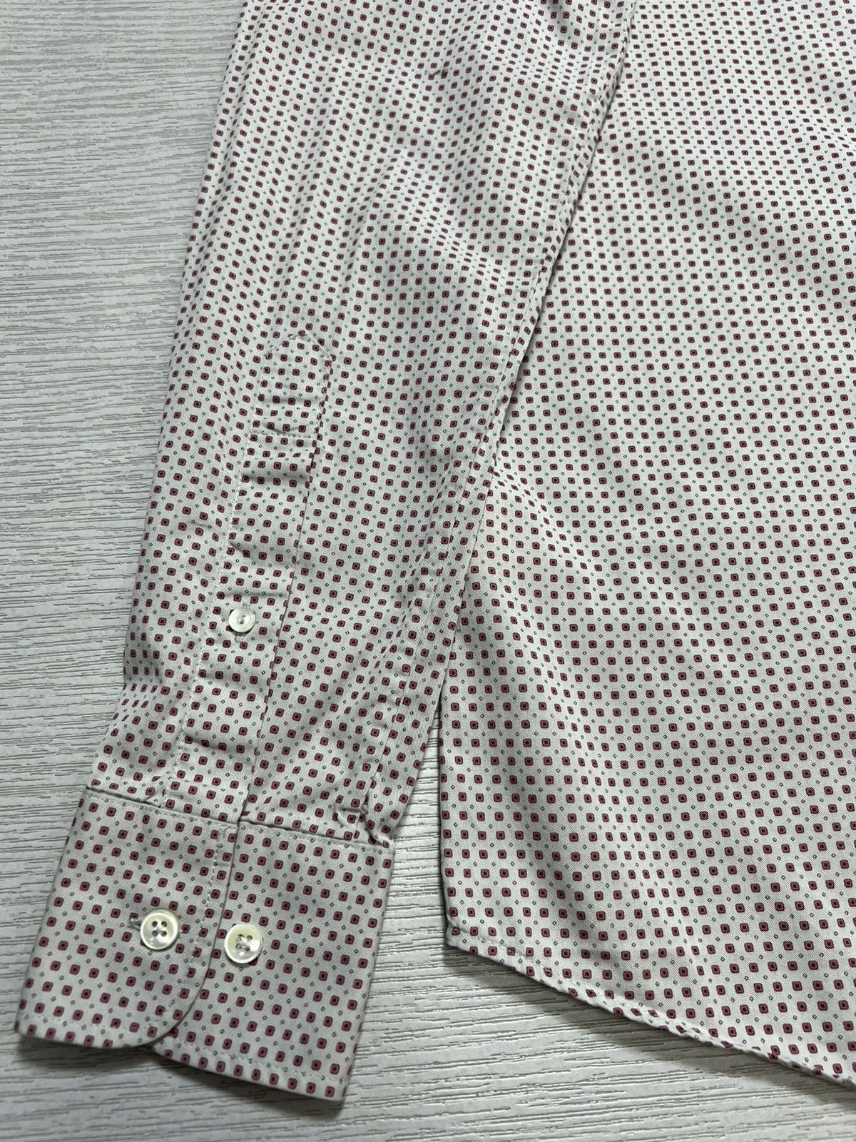 Maison Margiela Maison Margiela - Capsule Allover Print Button Up L/S Shirt Size US S / EU 44-46 / 1 - 11 Thumbnail