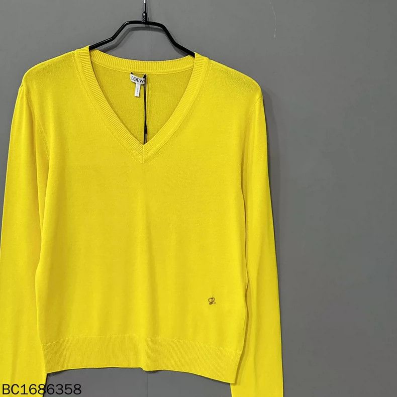 Loewe LOEWE Khaki yellow logo sweater Size L / US 10 / IT 46 - 2 Thumbnail