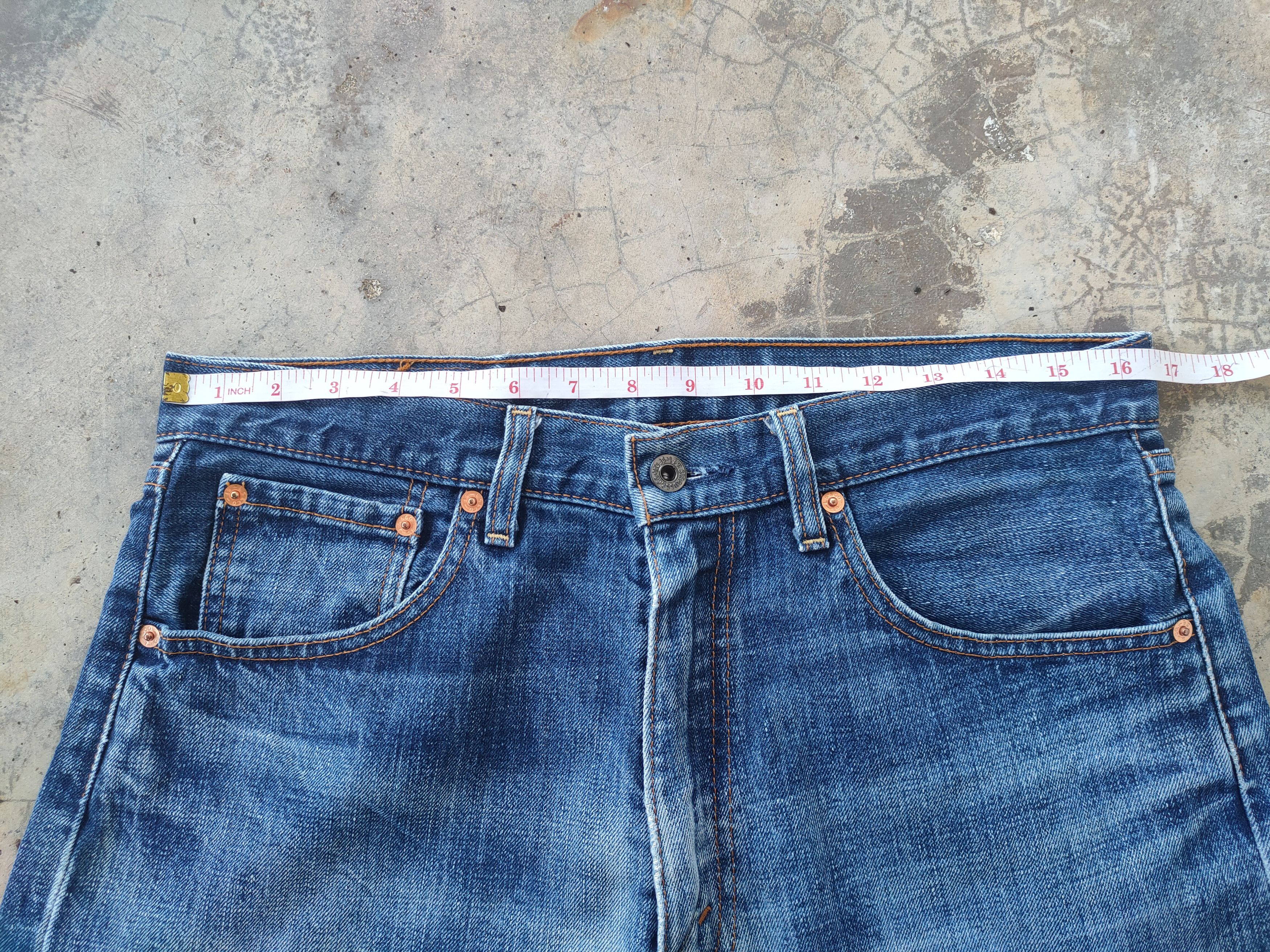 Levi's Vintage Clothing W33 VINTAGE LEVI'S 513 RIPPED FADED JEANS DENIM PANTS Size US 33 - 6 Thumbnail