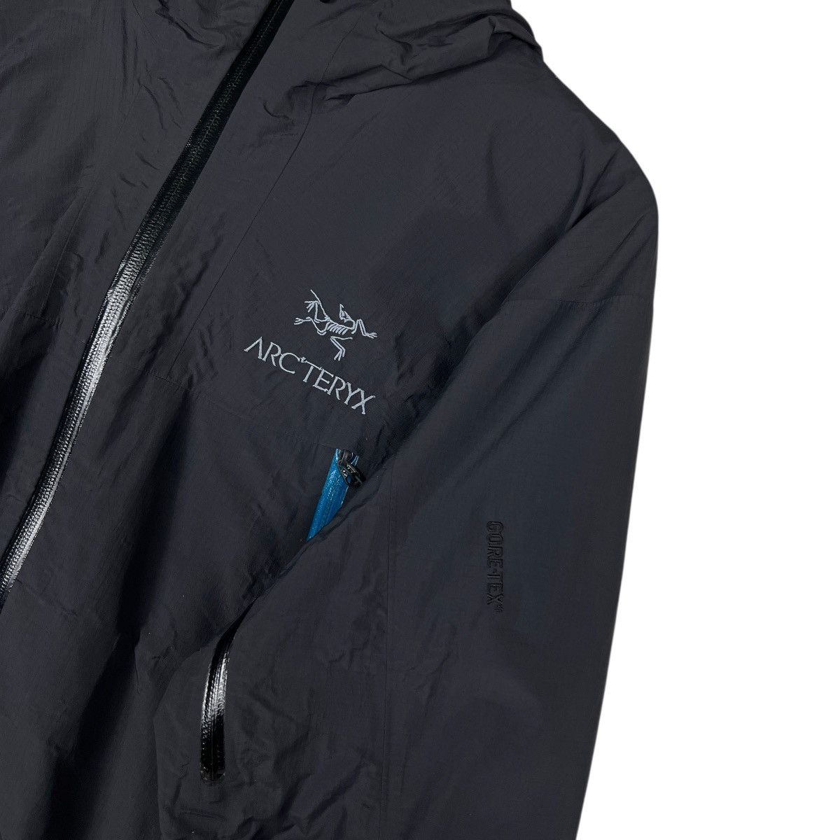 Arc'teryx 🔥 Arc'teryx arcteryx Goretex Jacket Very Worn - Size M Size US M / EU 48-50 / 2 - 11 Thumbnail