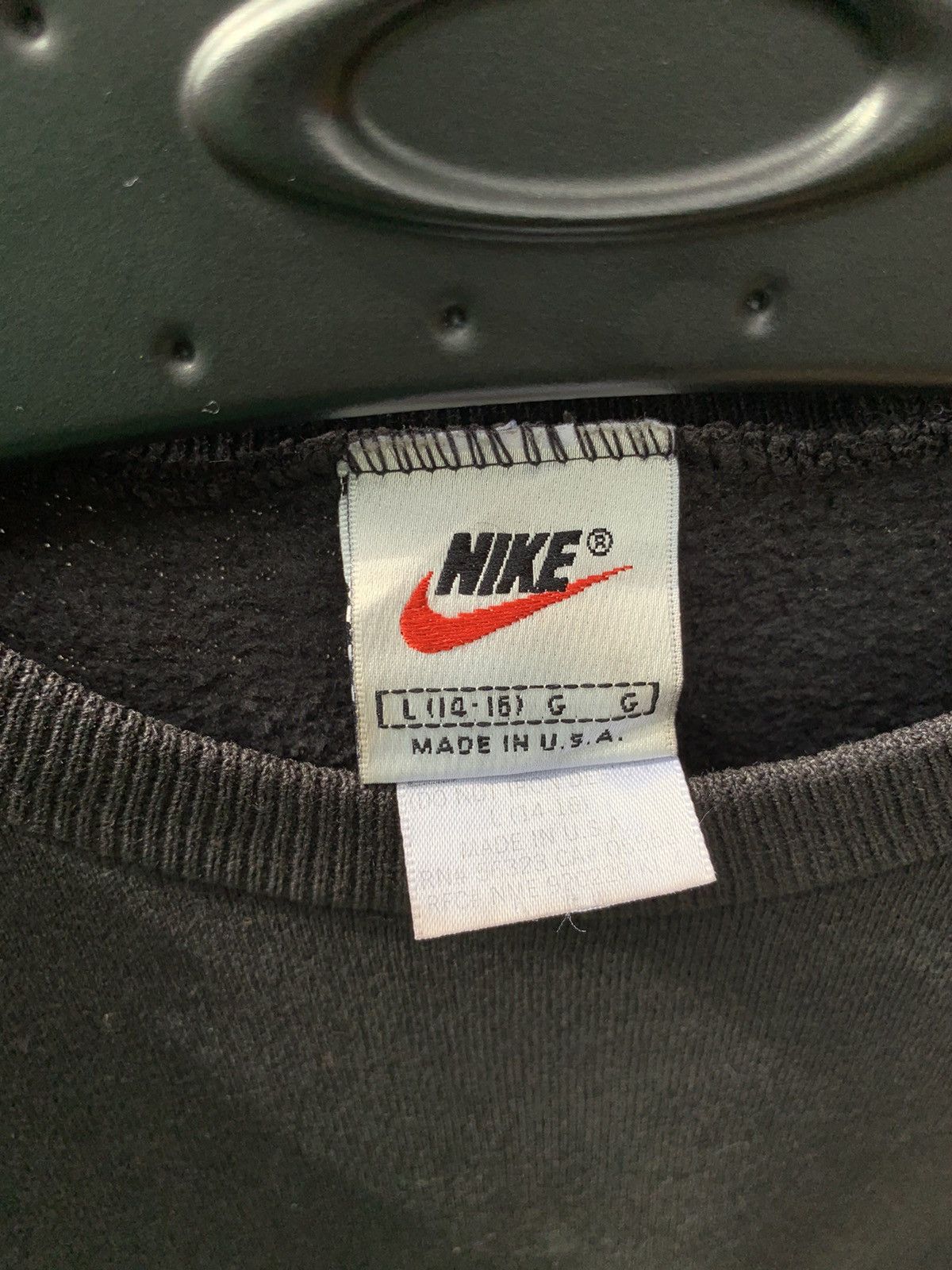 Nike Vintage 90s Nike Small Swoosh Crewneck Black Faded Size US S / EU 44-46 / 1 - 3 Thumbnail